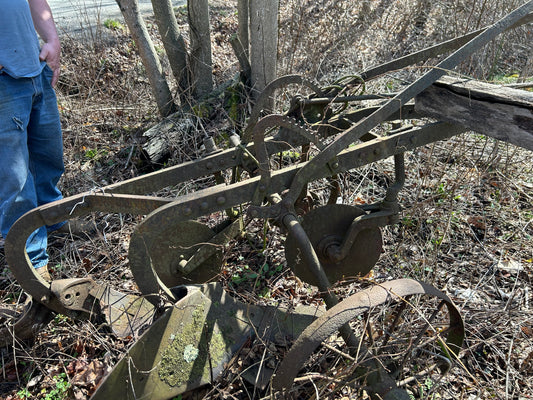 Syracuse Shield Plow