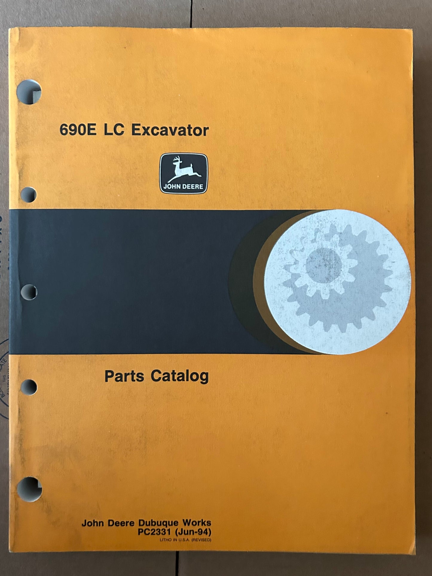 John Deere _ 690E LC Excavator _ Parts Catalog PC2331