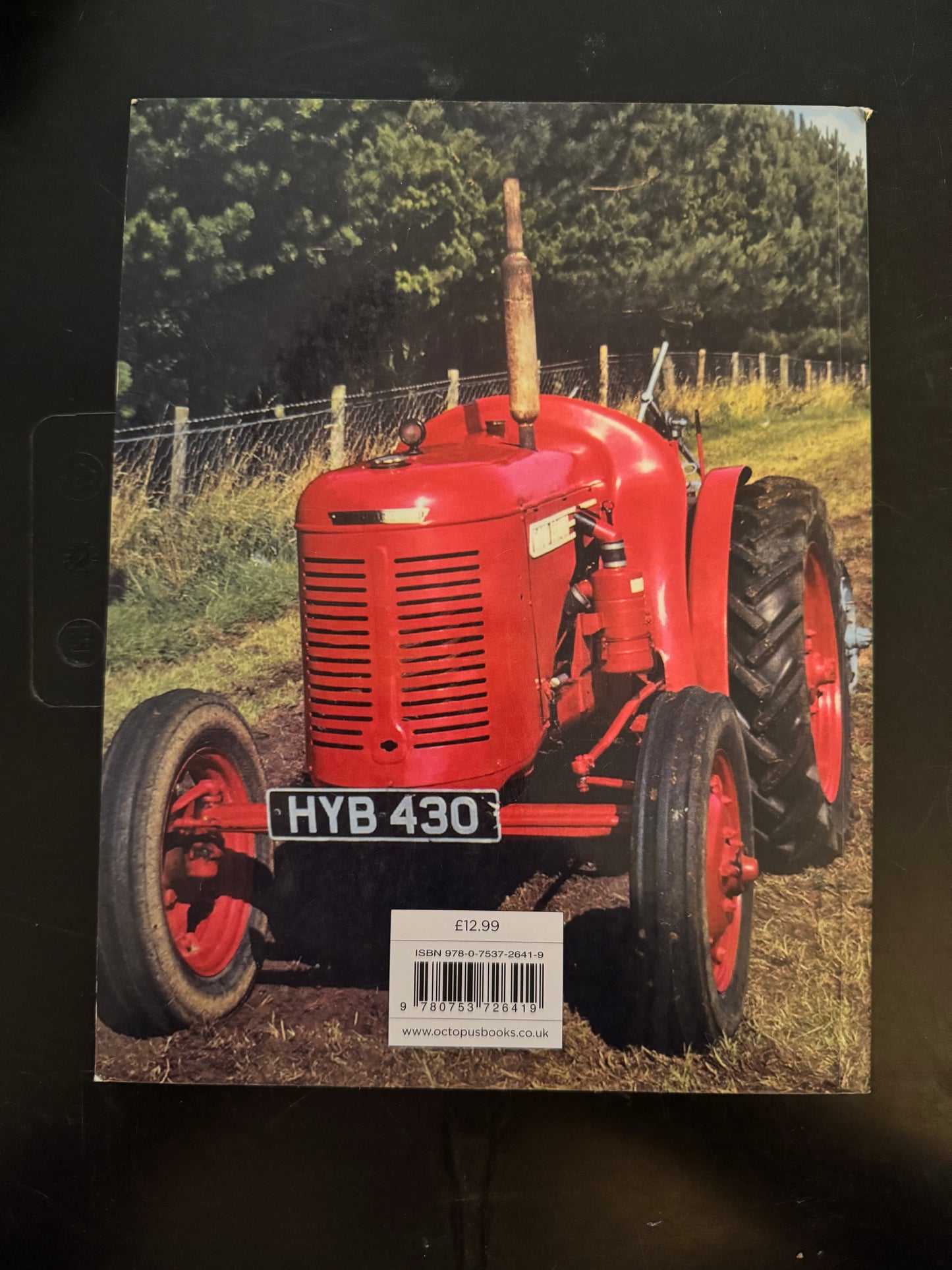 Great Farm Tractors by Michael Williams