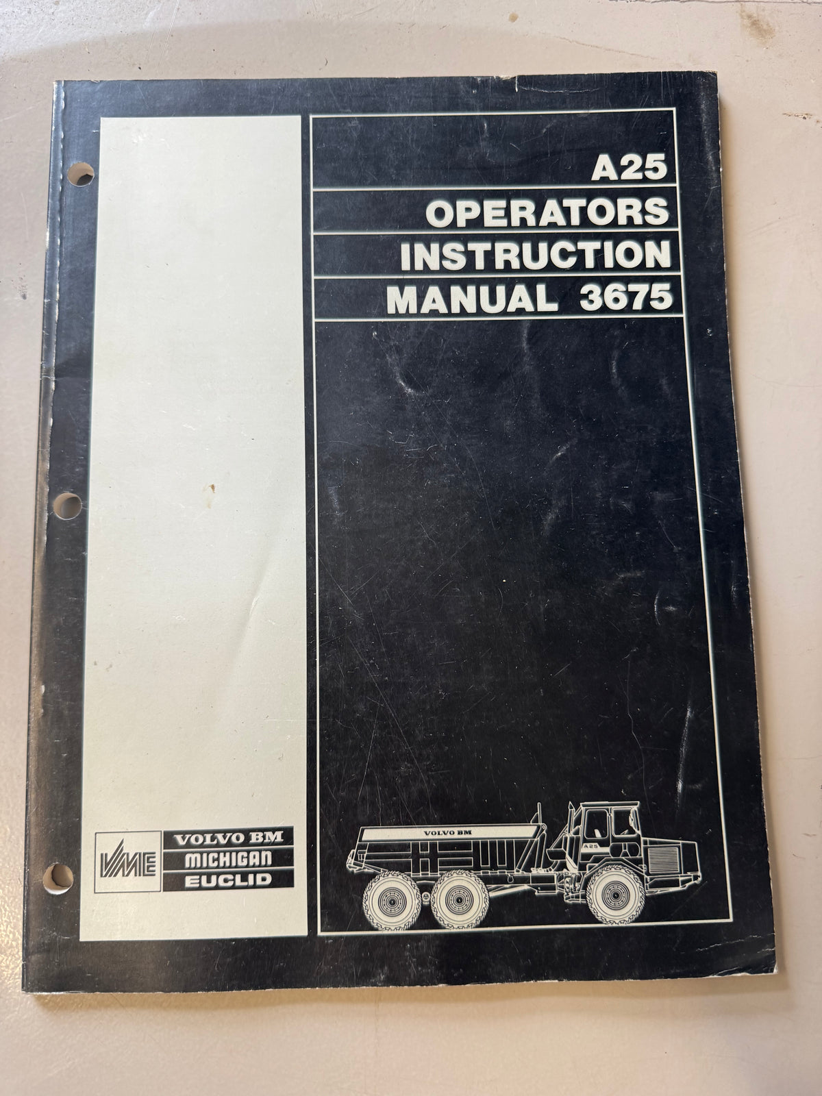 Volvo _ A25 _ Operators Instruction Manual 3675