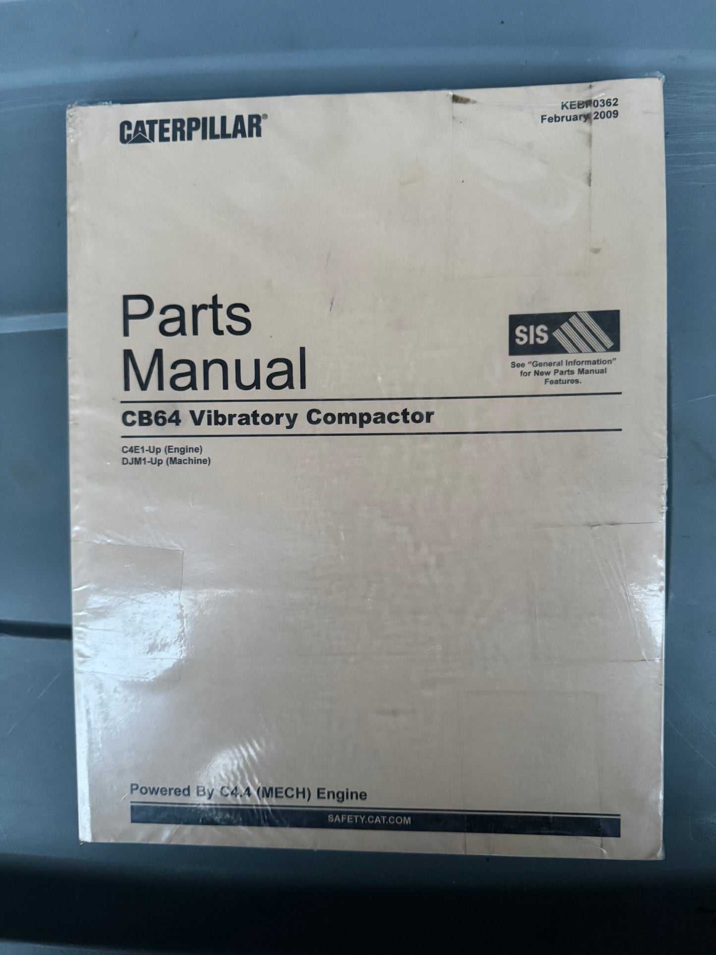 Caterpillar CB64 Vibratory Compactor