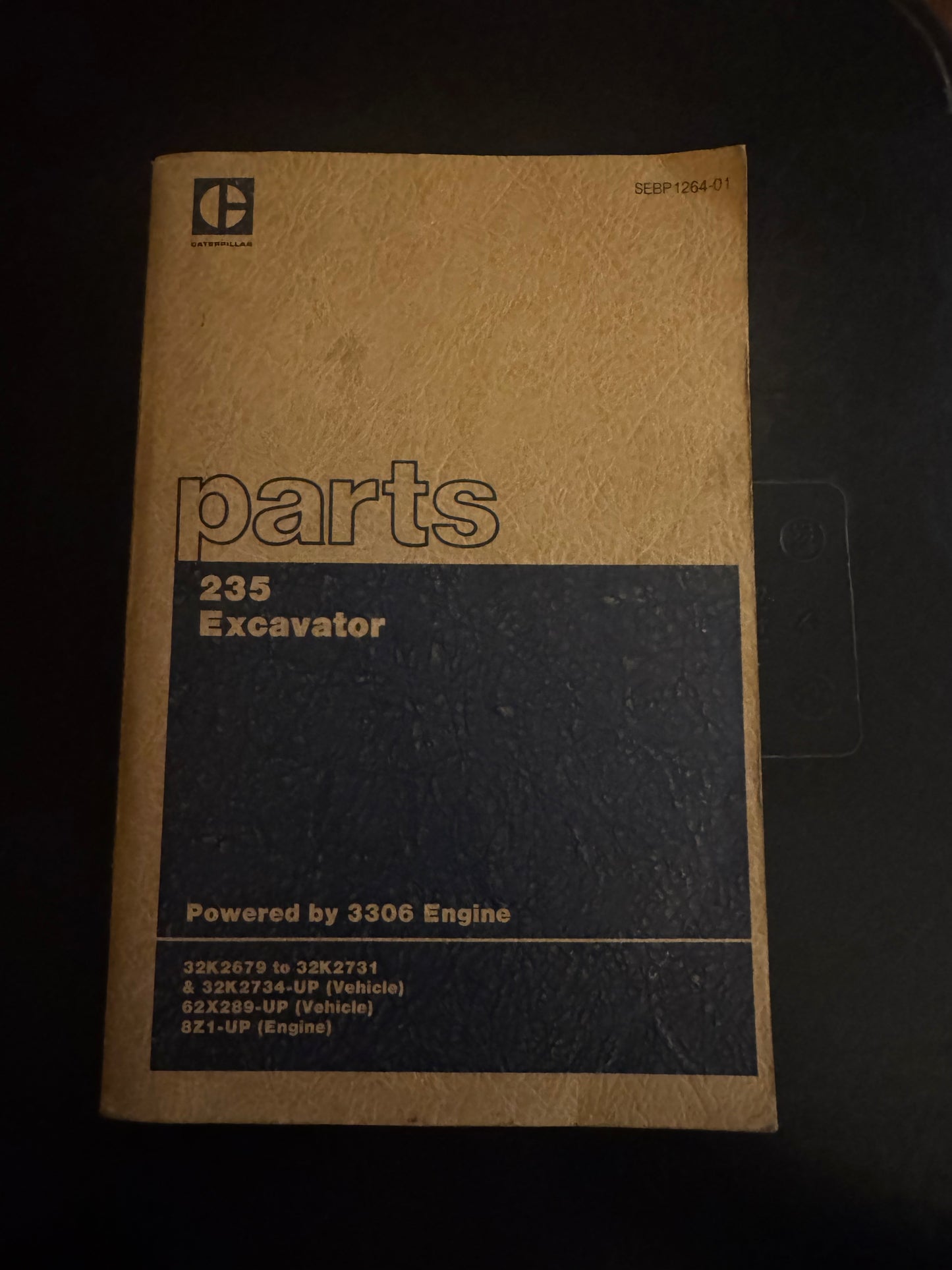 Caterpillar _ 235 Excavator _ Parts Book