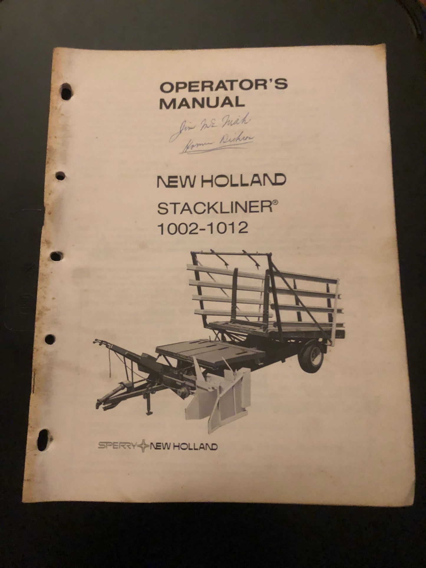 Sperry-New Holland _ Stackliner 1002-1012 _ Operator’s Manual