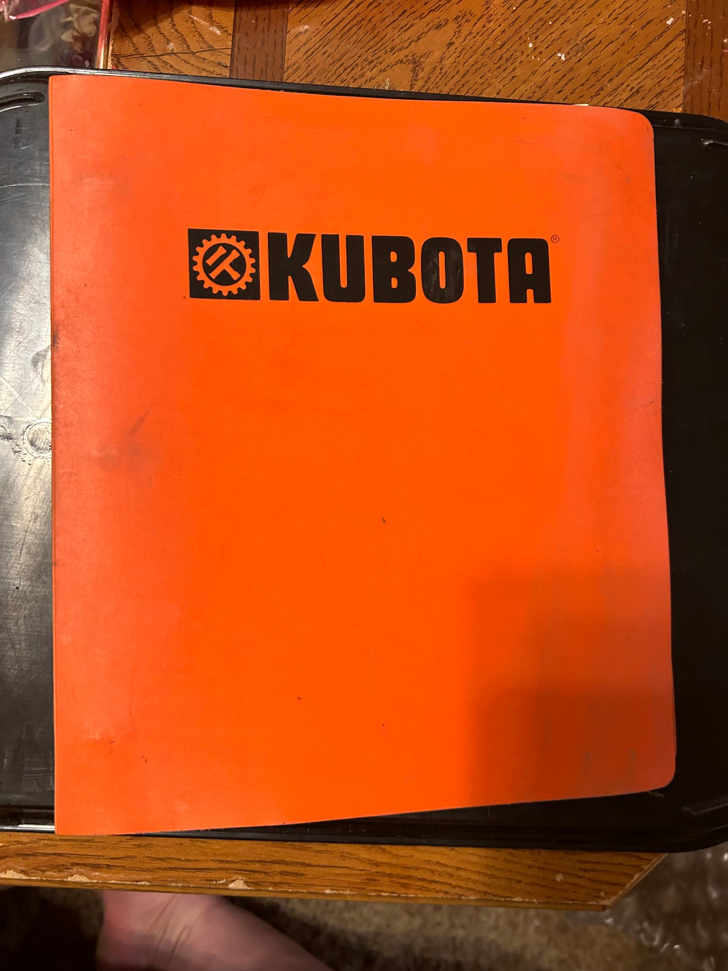 Kubota _ Dealer Service Bulletin Binder