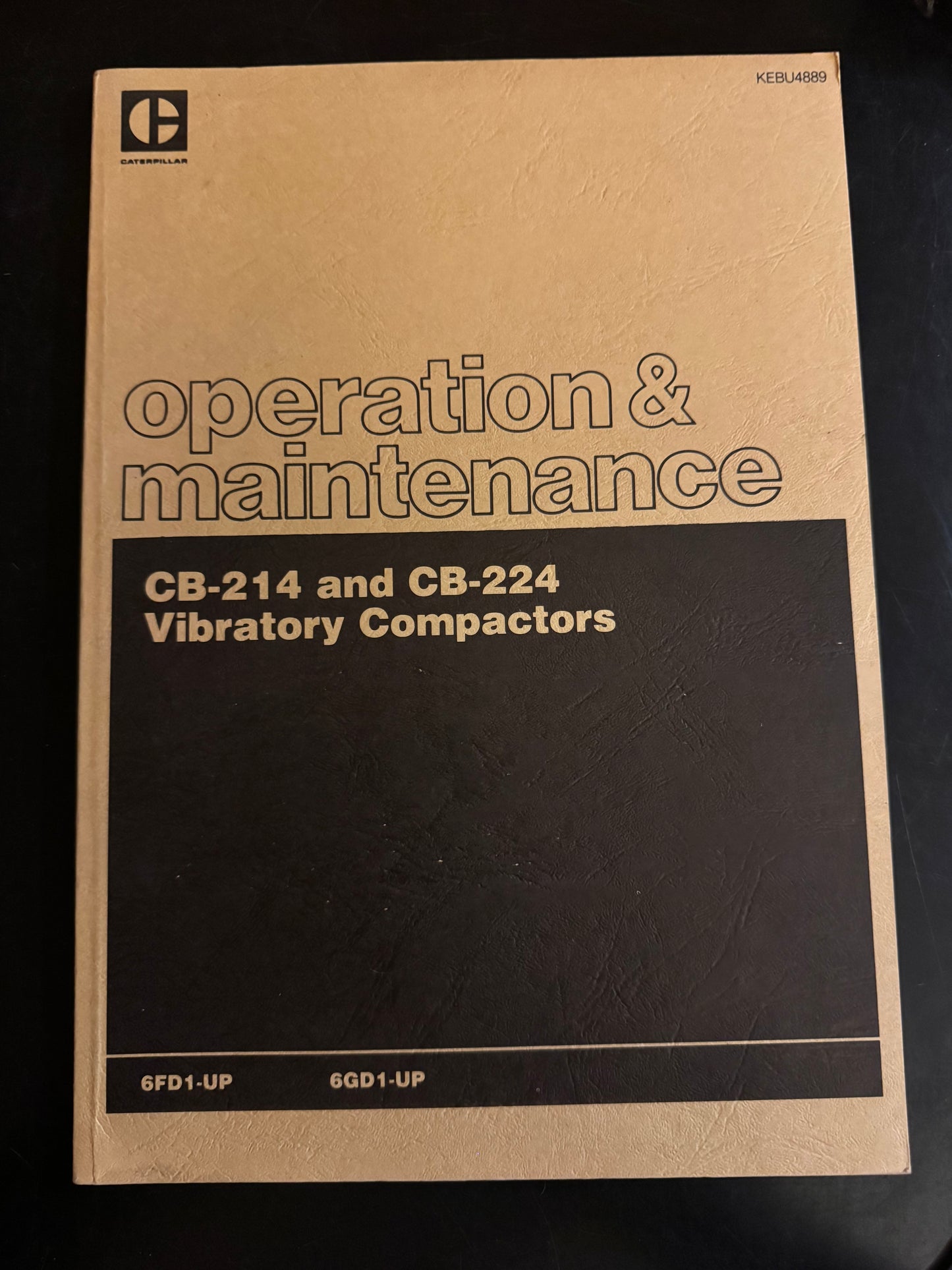 Caterpillar _ CB-214 and CB-224 Vibratory Compactors _ Operation & Maintenance