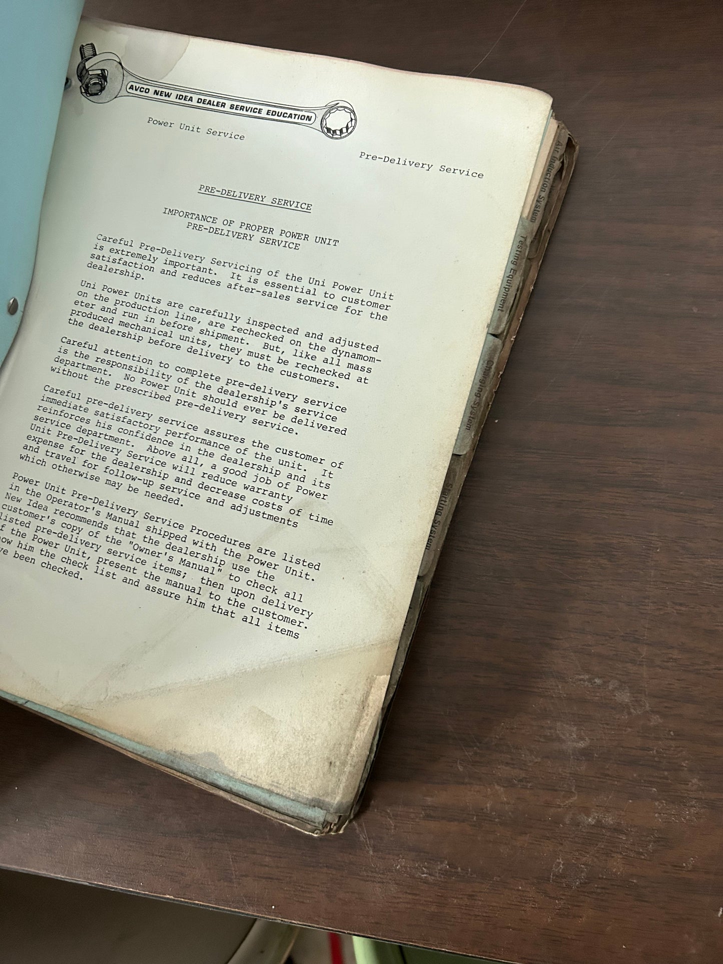 New Idea _ 1975 Uni Service Manual _ Dealer Service Education