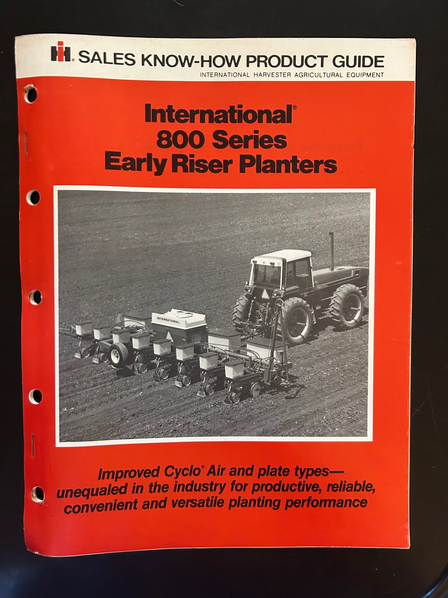 IH Sales Know-How _ 800 Series Early Risers Planters