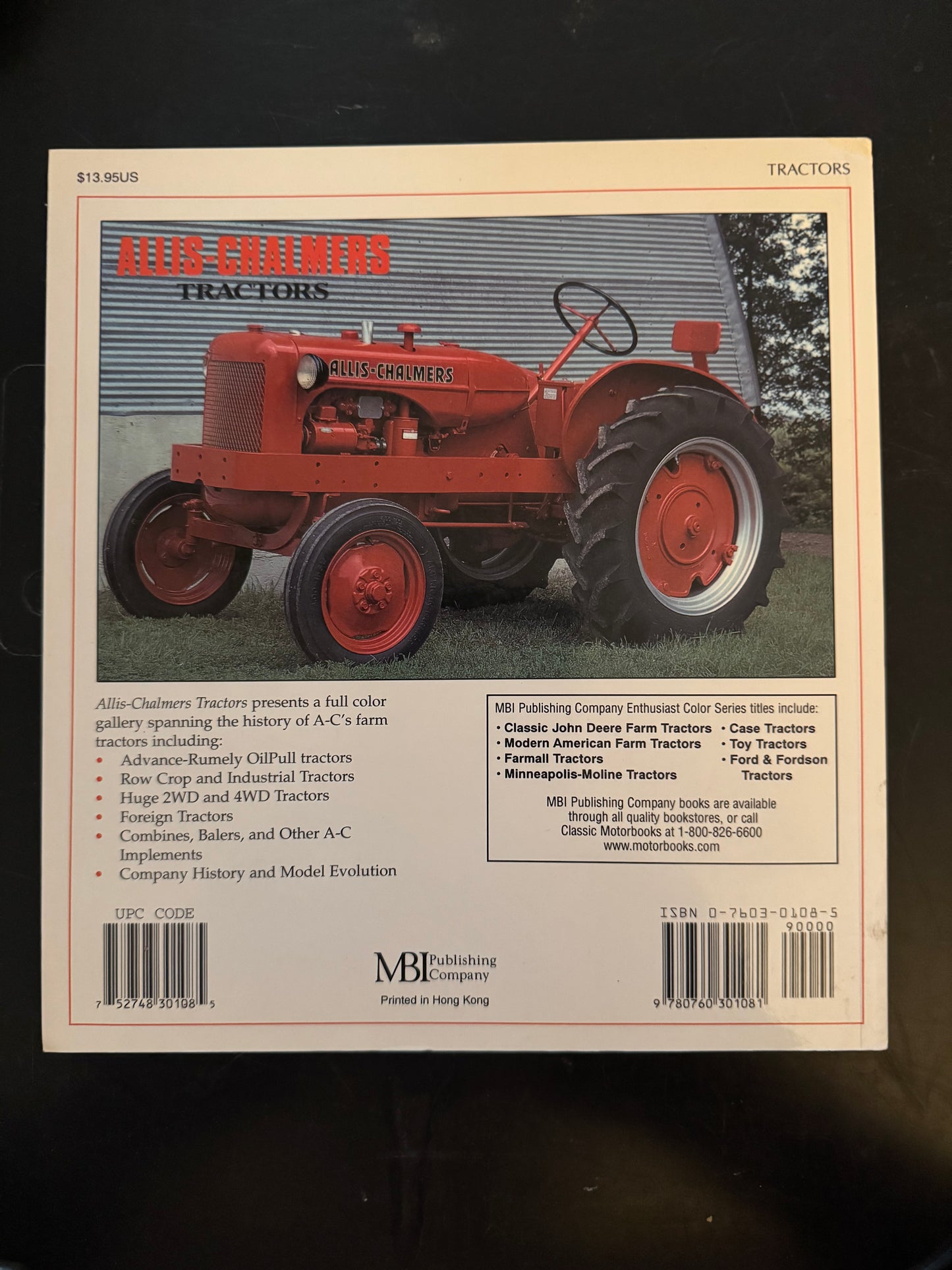 Allis-Chalmers tractors by Andrew Morland & Peter Henshaw