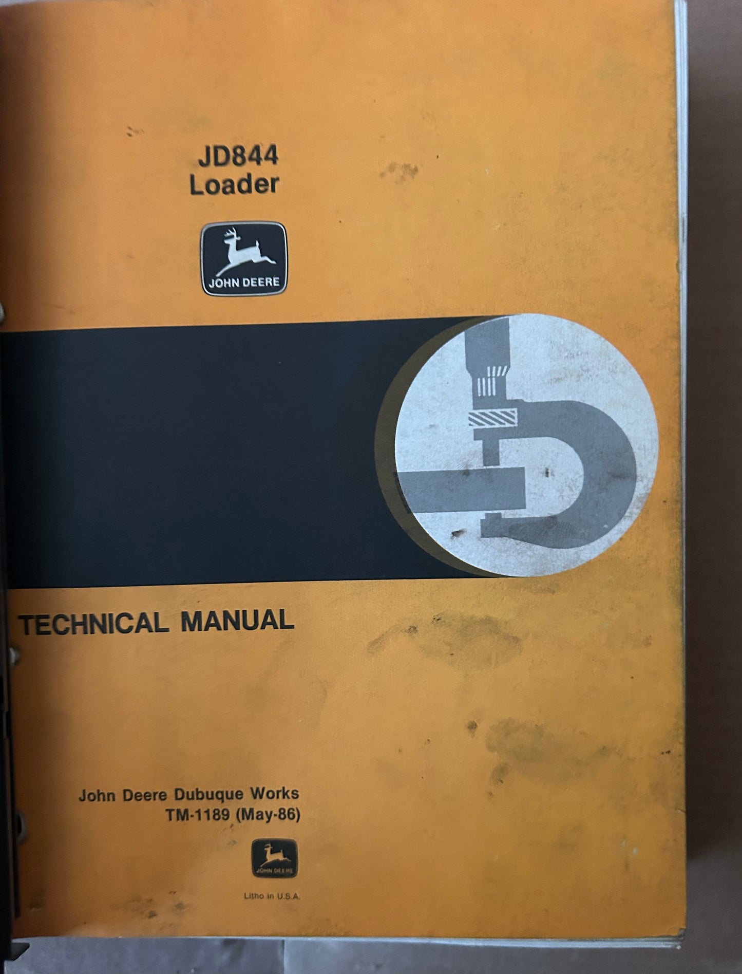 John Deere _ JD844 Loader _ Technical Manuals