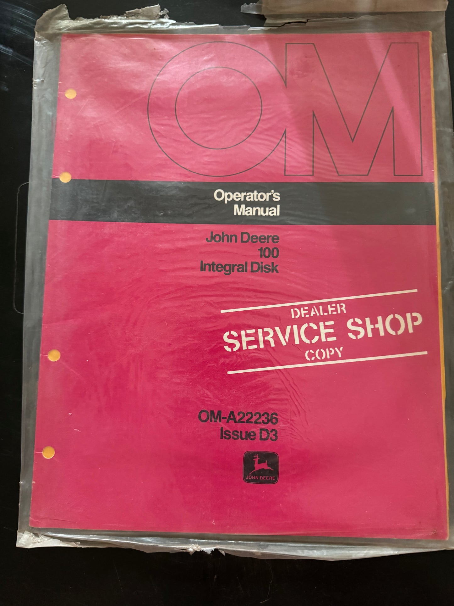 John Deere _ 100 Integral Disk _ Dealer Copy Operator’s Manual