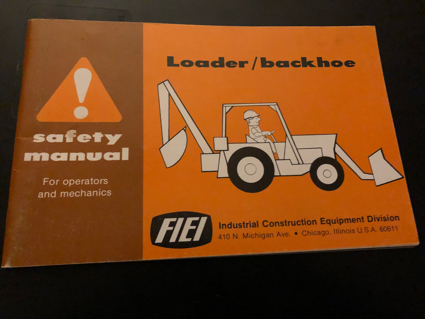 FIEI_ Loader/backhoe _ Safety manual