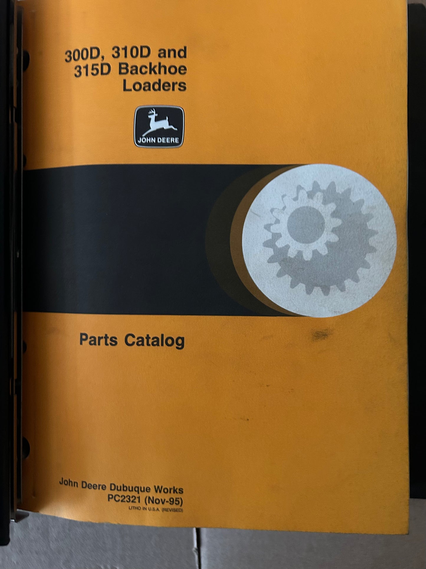 John Deere _ 300D, 310D & 315D Backhoe Loaders _ Parts Catalog PC-2321