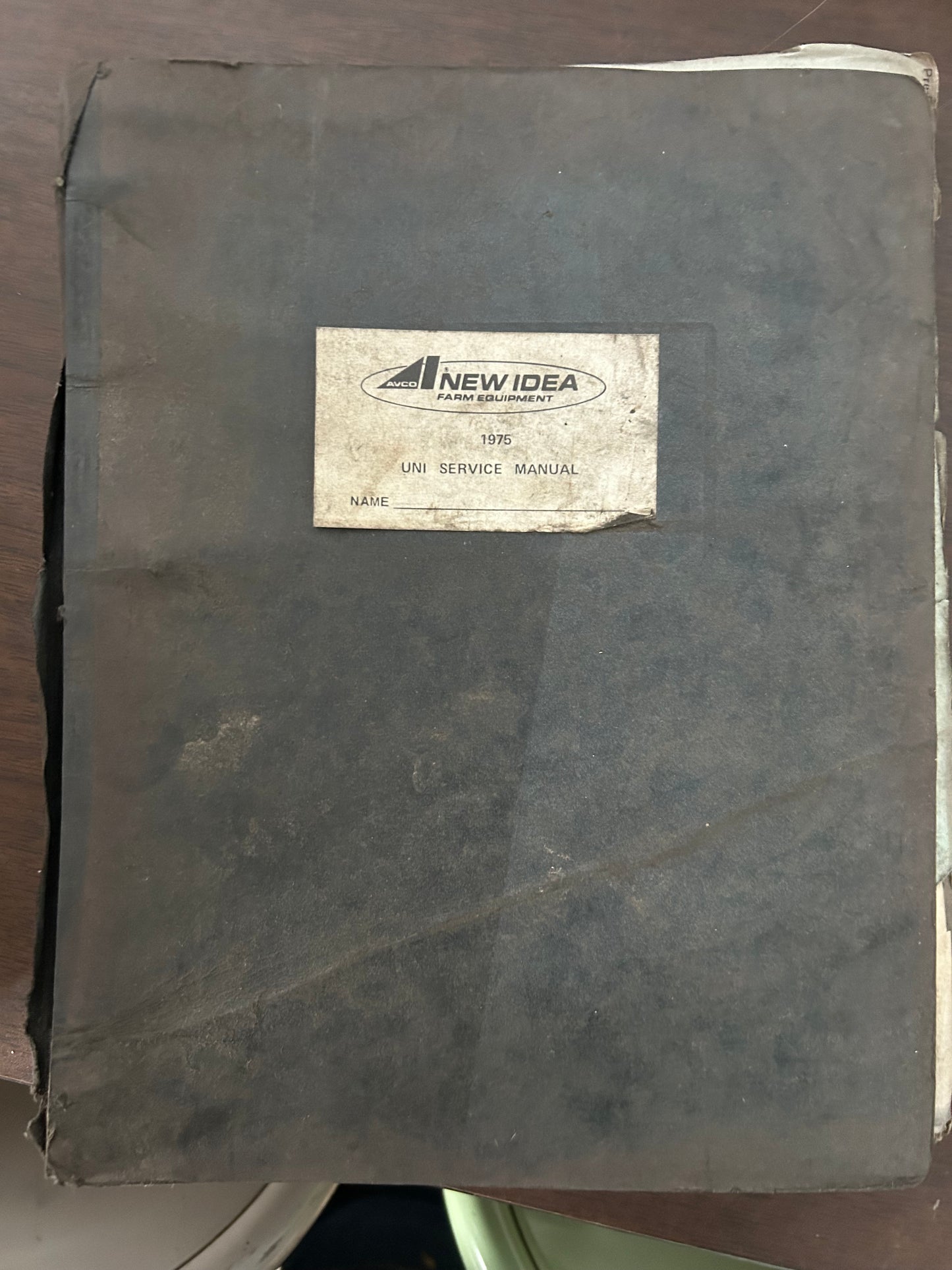 New Idea _ 1975 Uni Service Manual _ Dealer Service Education