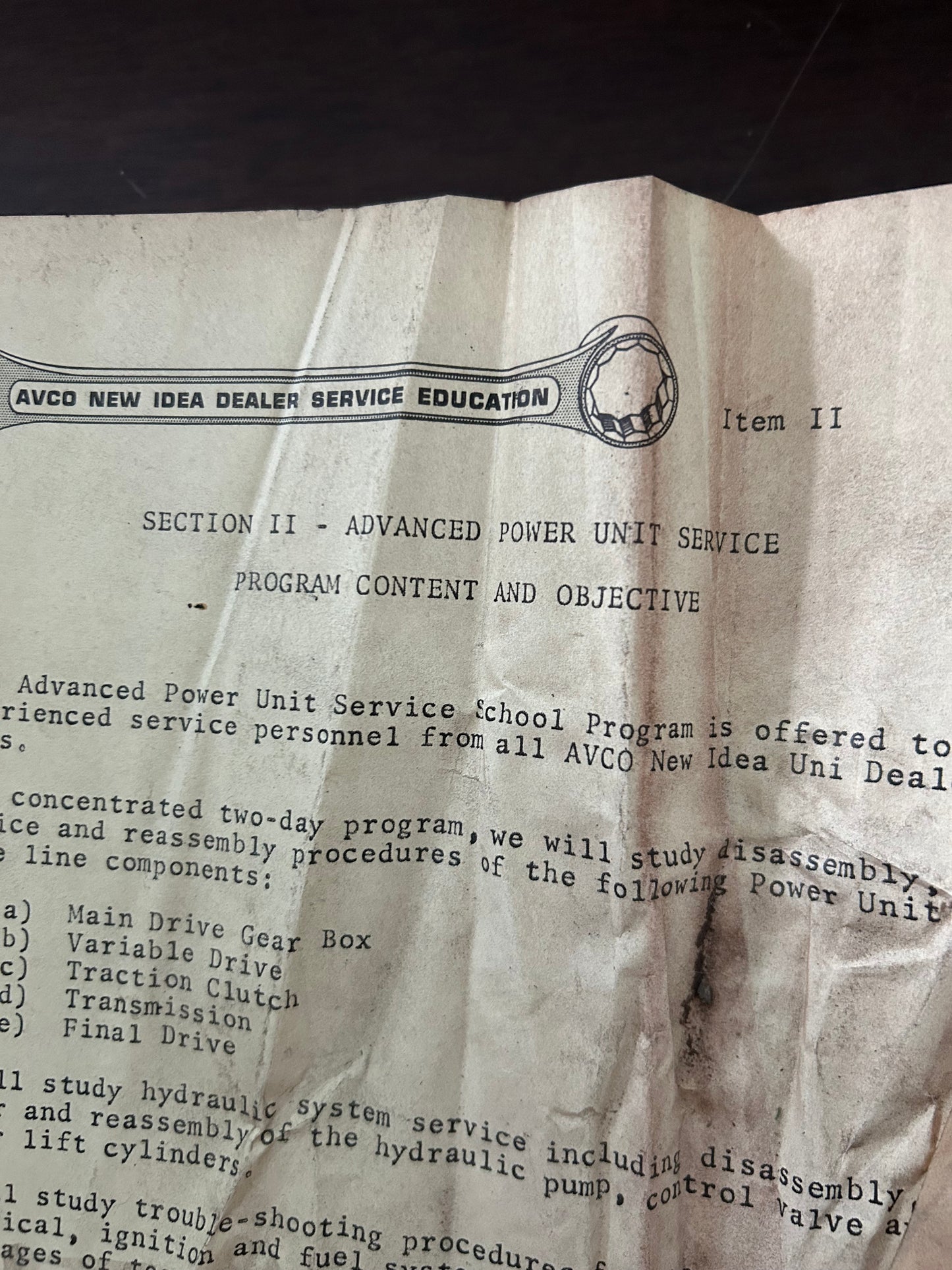 New Idea _ Section 2 Advanced Power Unit _ Dealer Service Education with no 702 Uni-System Power Unit Operator’s Manual