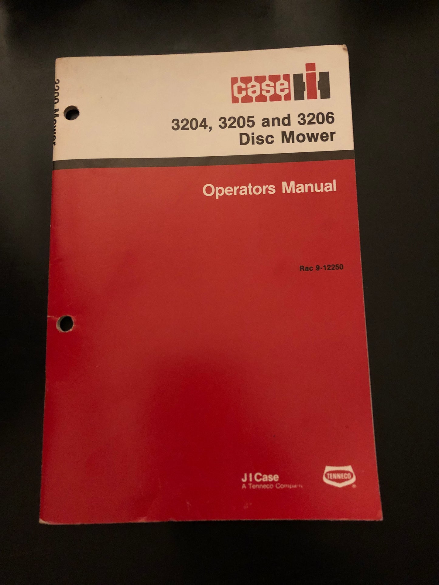 Case IH _ 3204, 3205 & 3206 Disc Mower _ Operator’s Manual