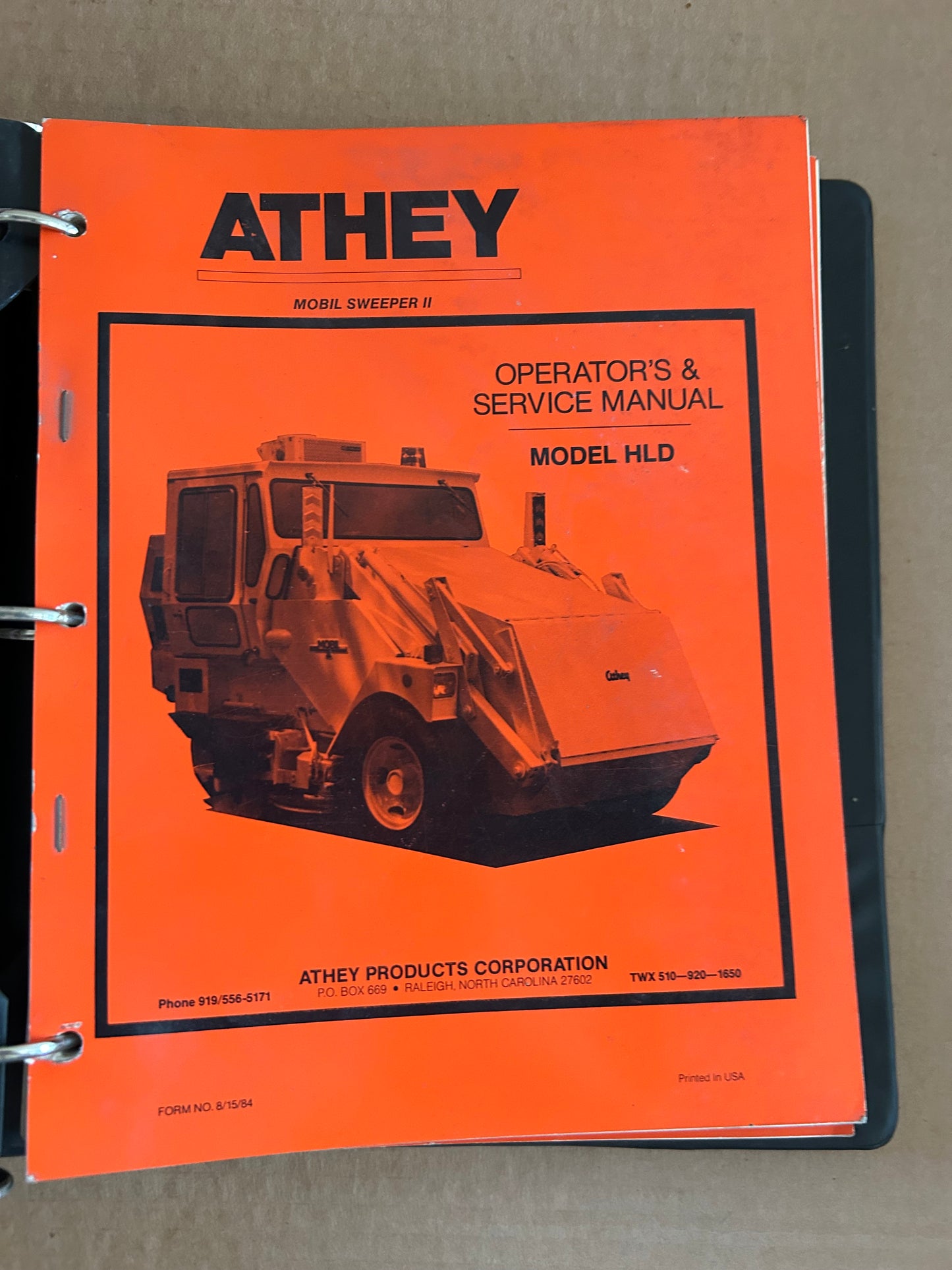Athey _ model HLD Street Sweeper Manuals Binder