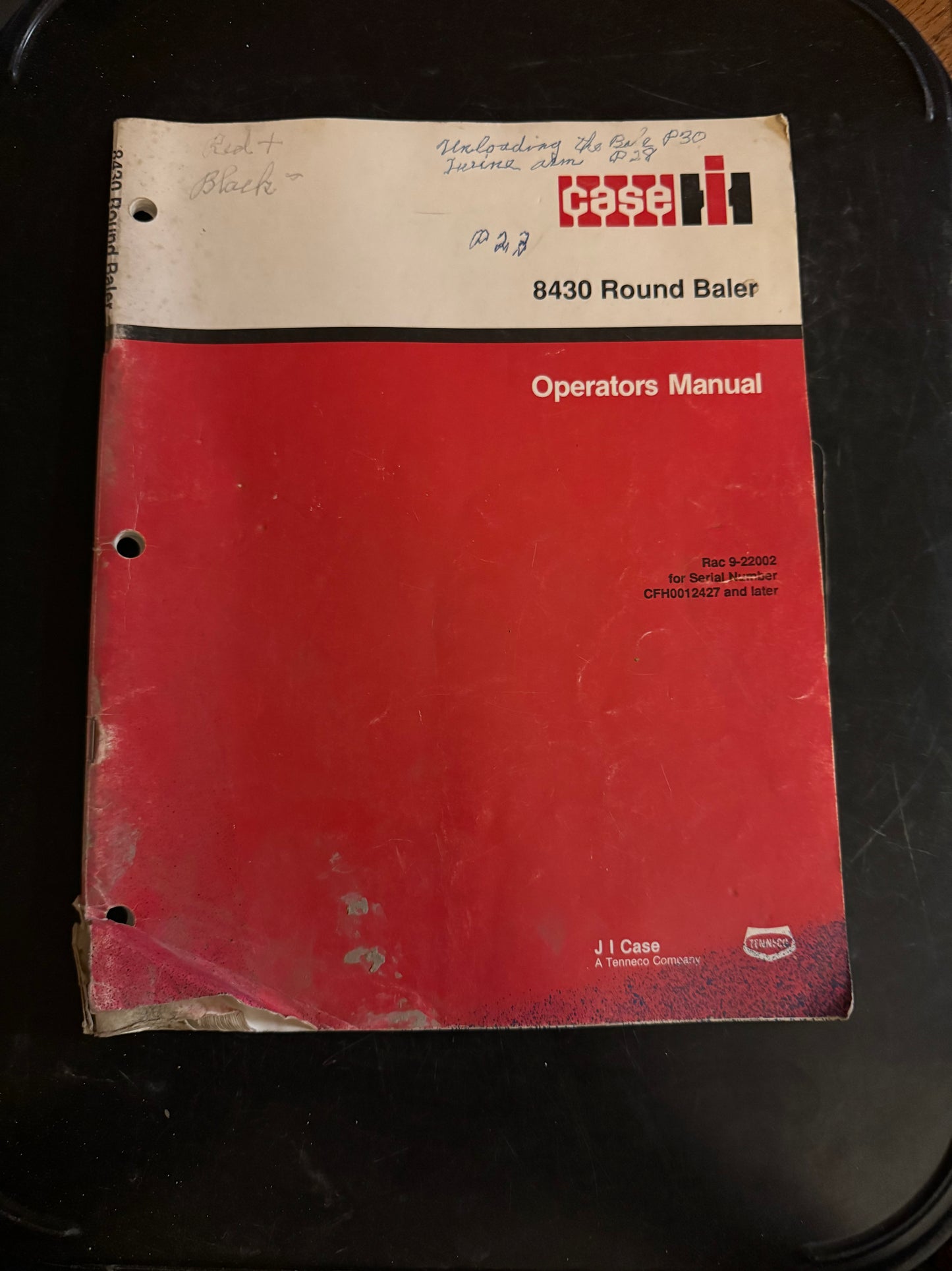 Case IH _ 8430 Round Baler _ Operator’s Manual
