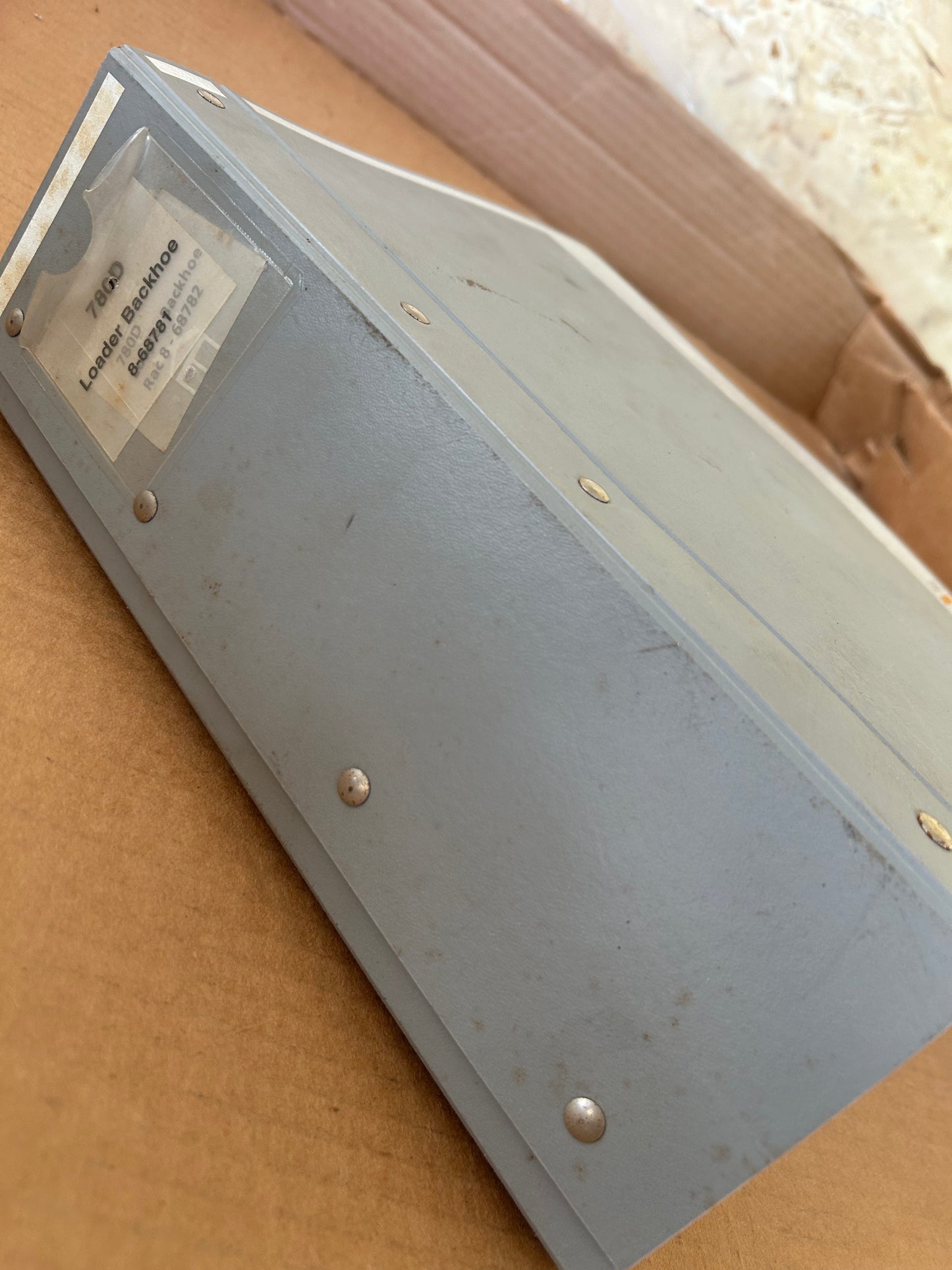 Case _ 780D Loader Backhoe _ Service Manual Binder