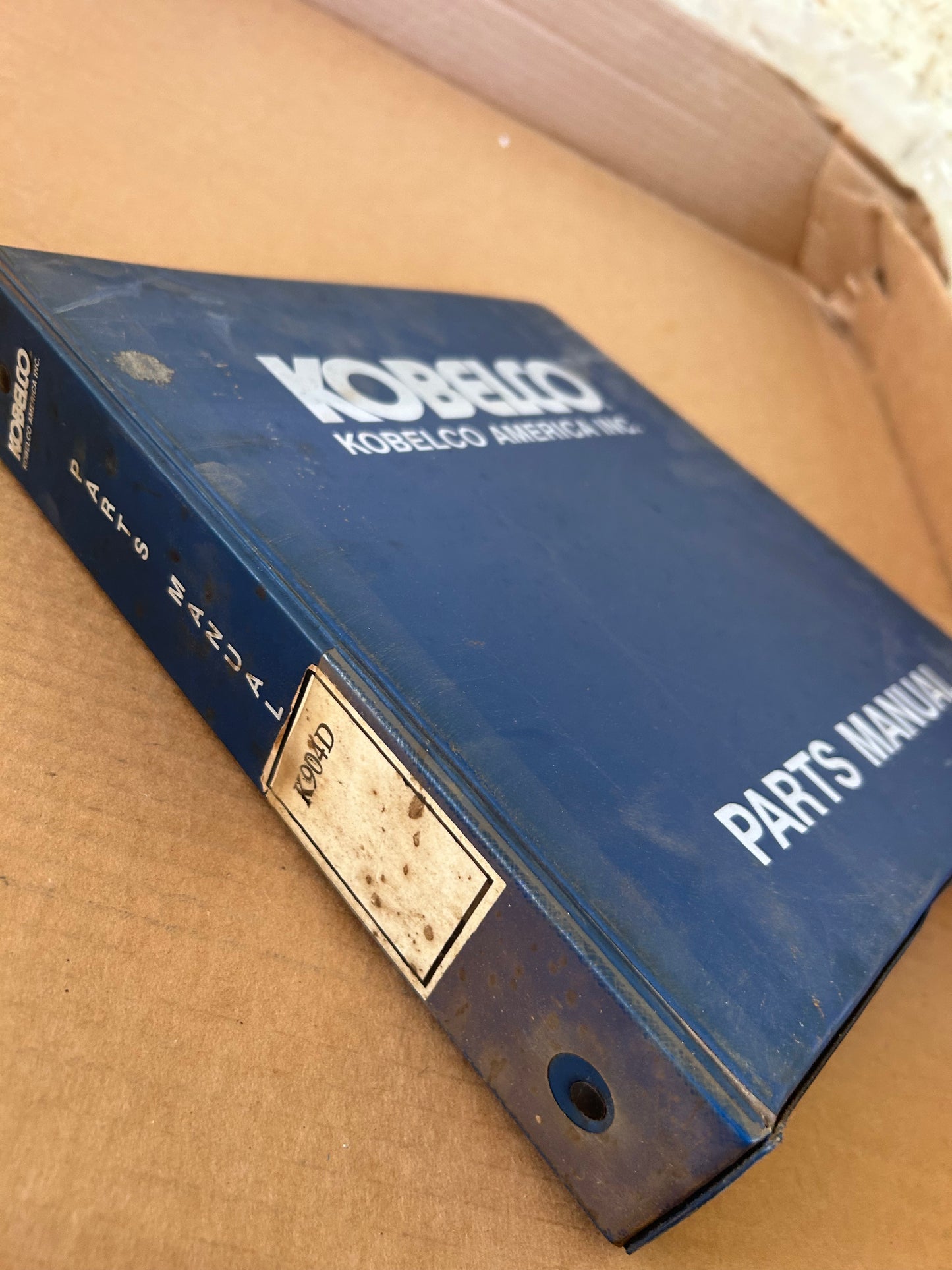 Kobelco _ K904D & K904DL Parts Manual
