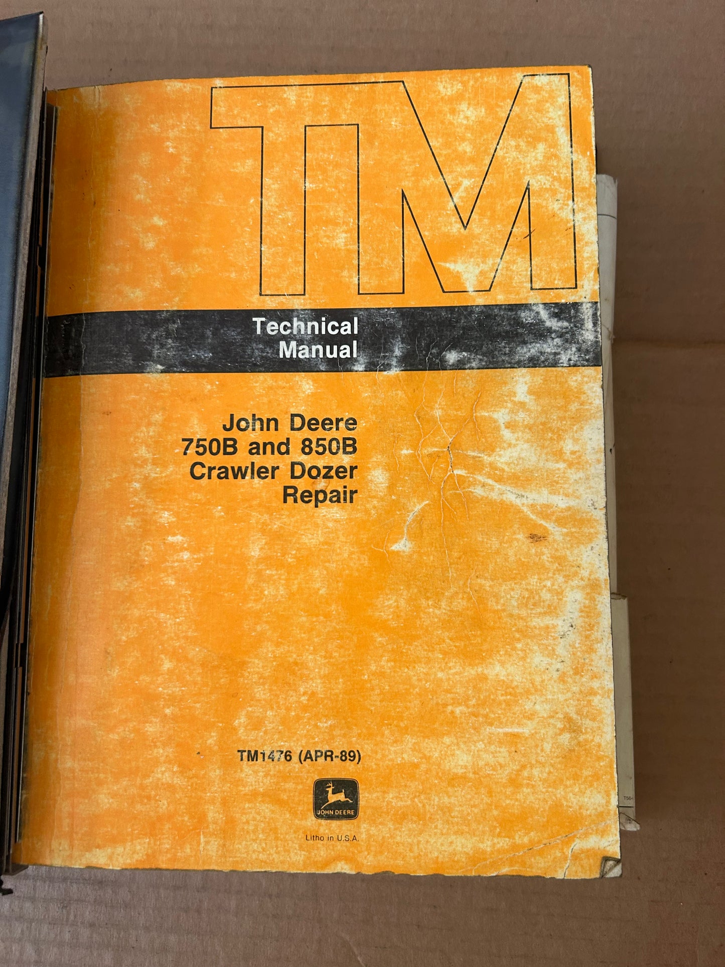 John Deere _ 750B & 850B Crawler Bulldozer _ Technical Manuals TM-1476 (Apr-89) & TM-1332 (Oct-87)