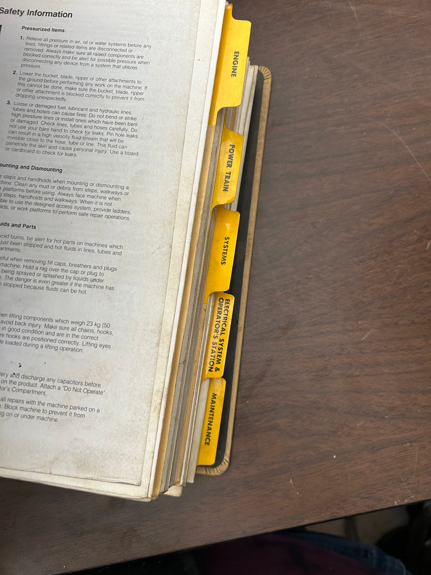 Caterpillar _ D8N Tractor _ Manuals Binder