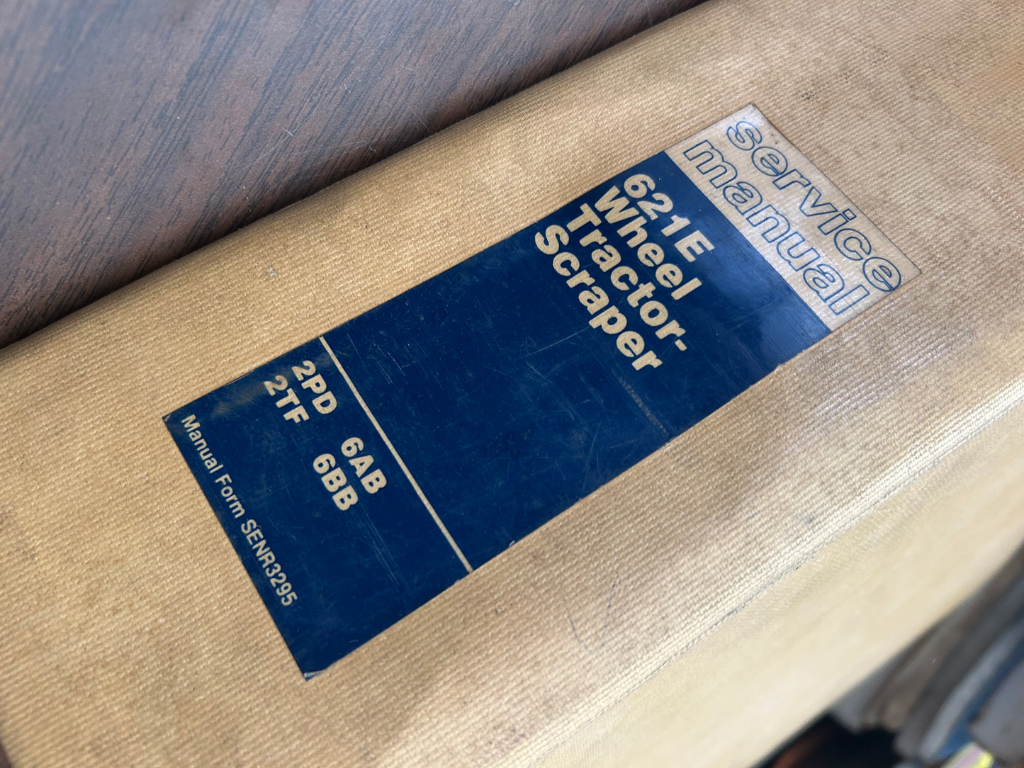 Caterpillar _ 621E Wheel Tractor-Scraper _ Manuals Binder