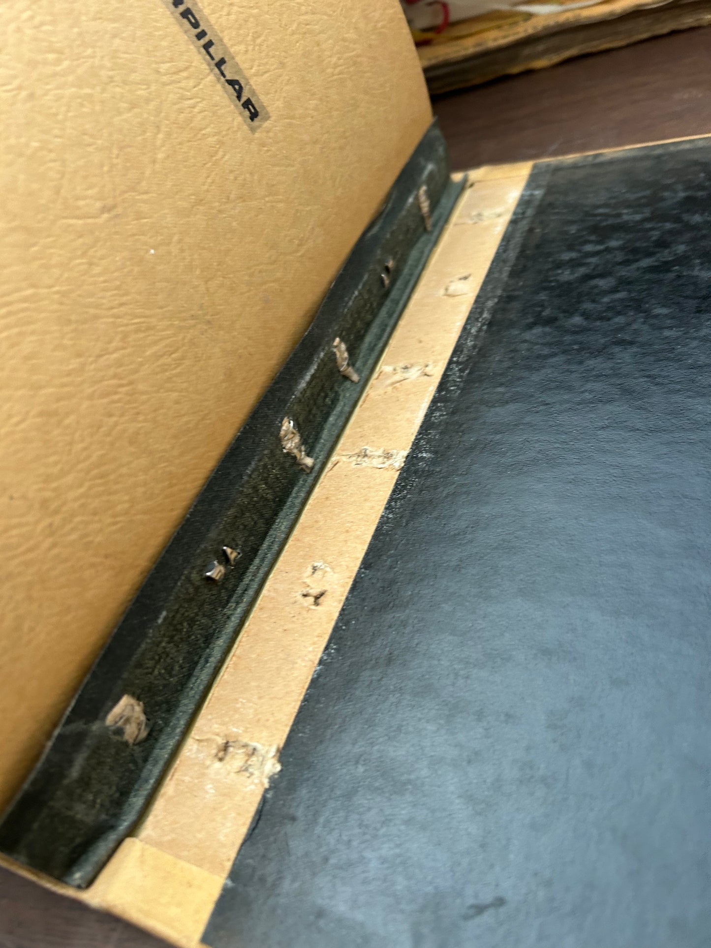 Caterpillar _ 621E Wheel Tractor-Scraper _ Manuals Binder