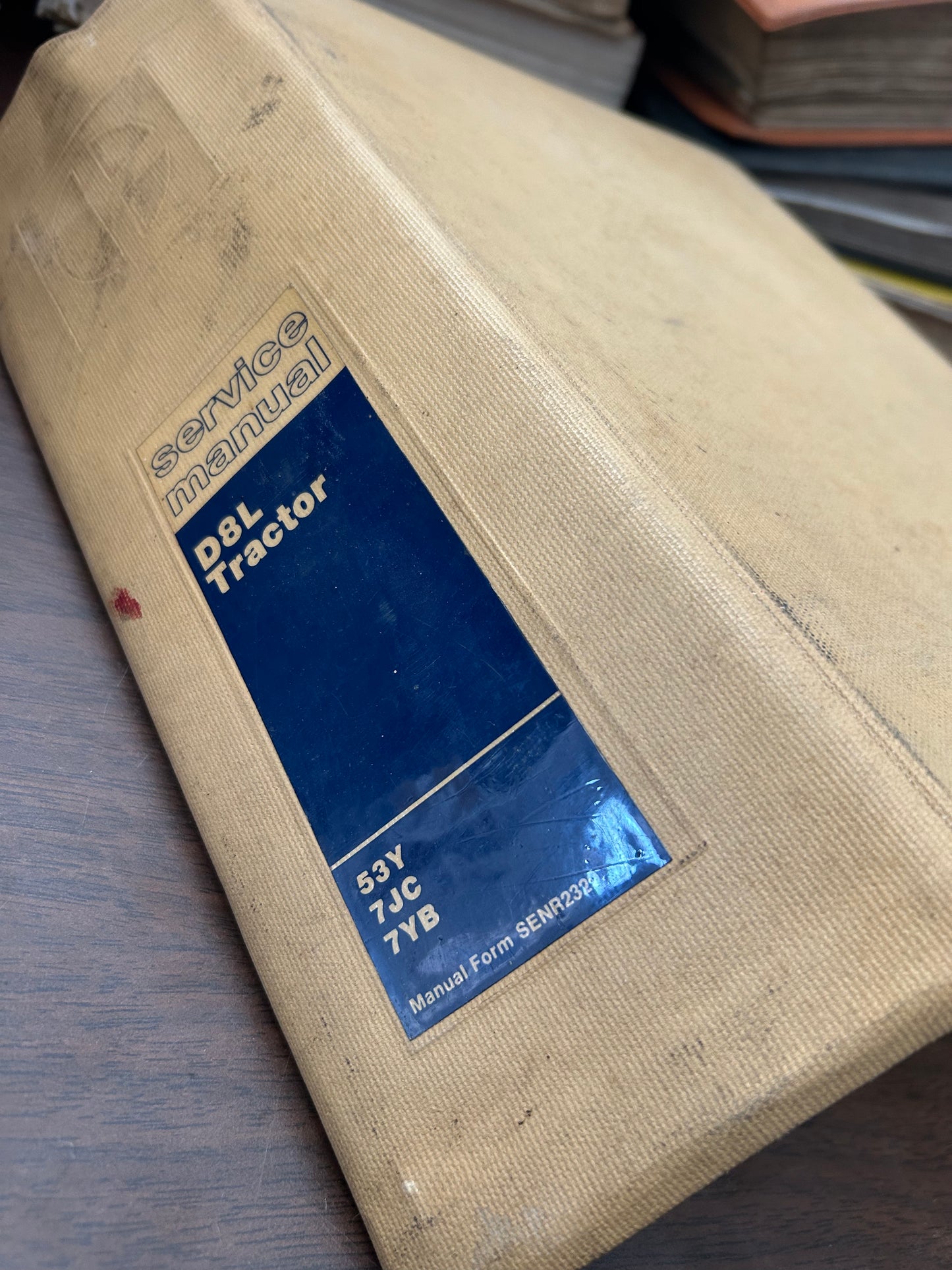 Caterpillar _ D8L Tractor _ Manuals Binder