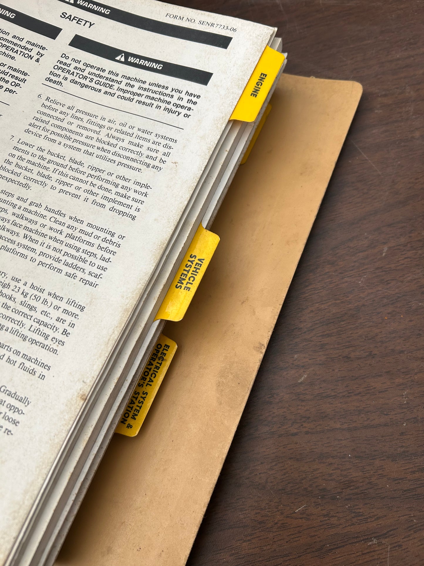 Caterpillar _ 215 Excavator _ Manuals Binder