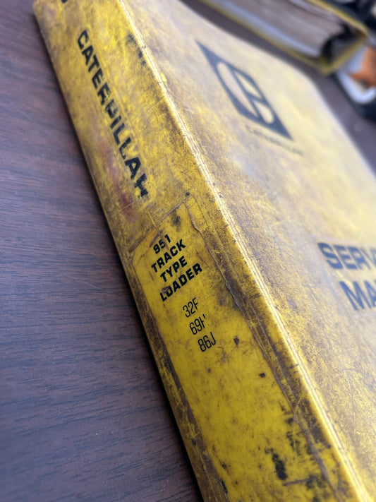 Caterpillar _ 951 Track Type Loader _ Manuals Binder