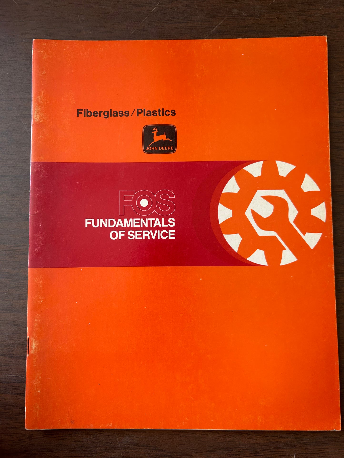 John Deere _ Fiberglass / Plastics _ Fundamentals of Service