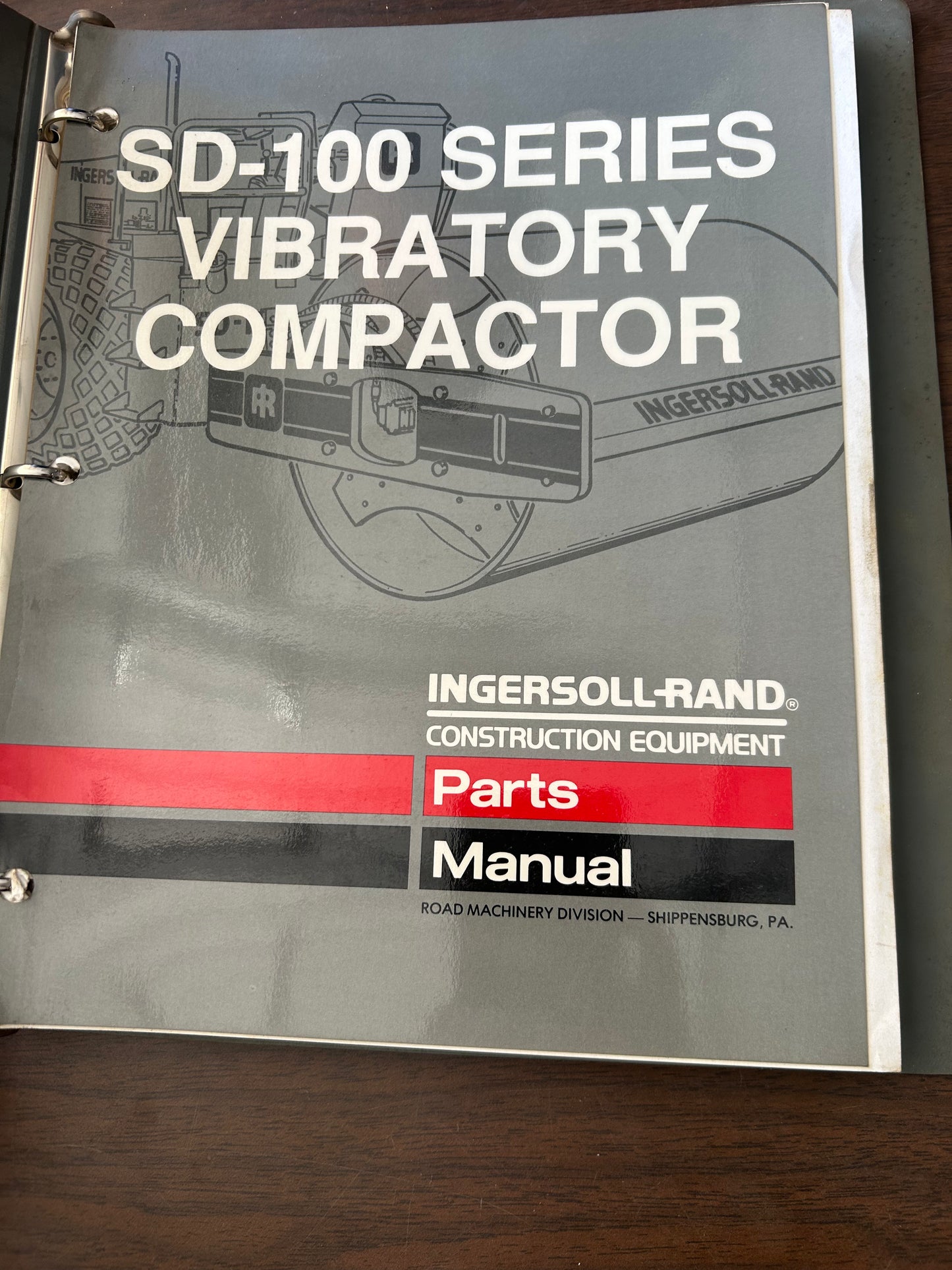 Ingersoll-Rand _ SD-100 Series Vibratory Compactor _ Parts manual