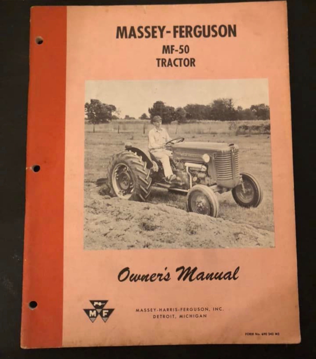 Massey-Ferguson MF 50 Tractor __ Manual