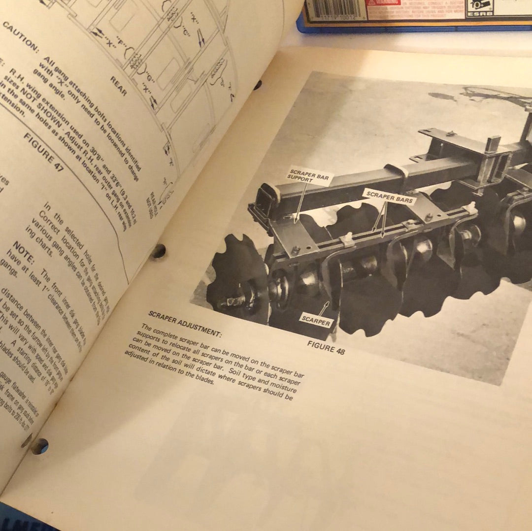 Allis-Chalmers 2500 Series Center Fold & Double Fold _ Operators Manual