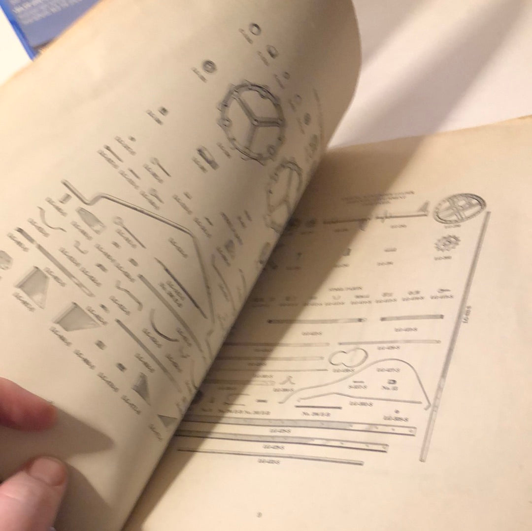 Case - parts list no. A384 - No 16 Hay Loader & gleaning attachment