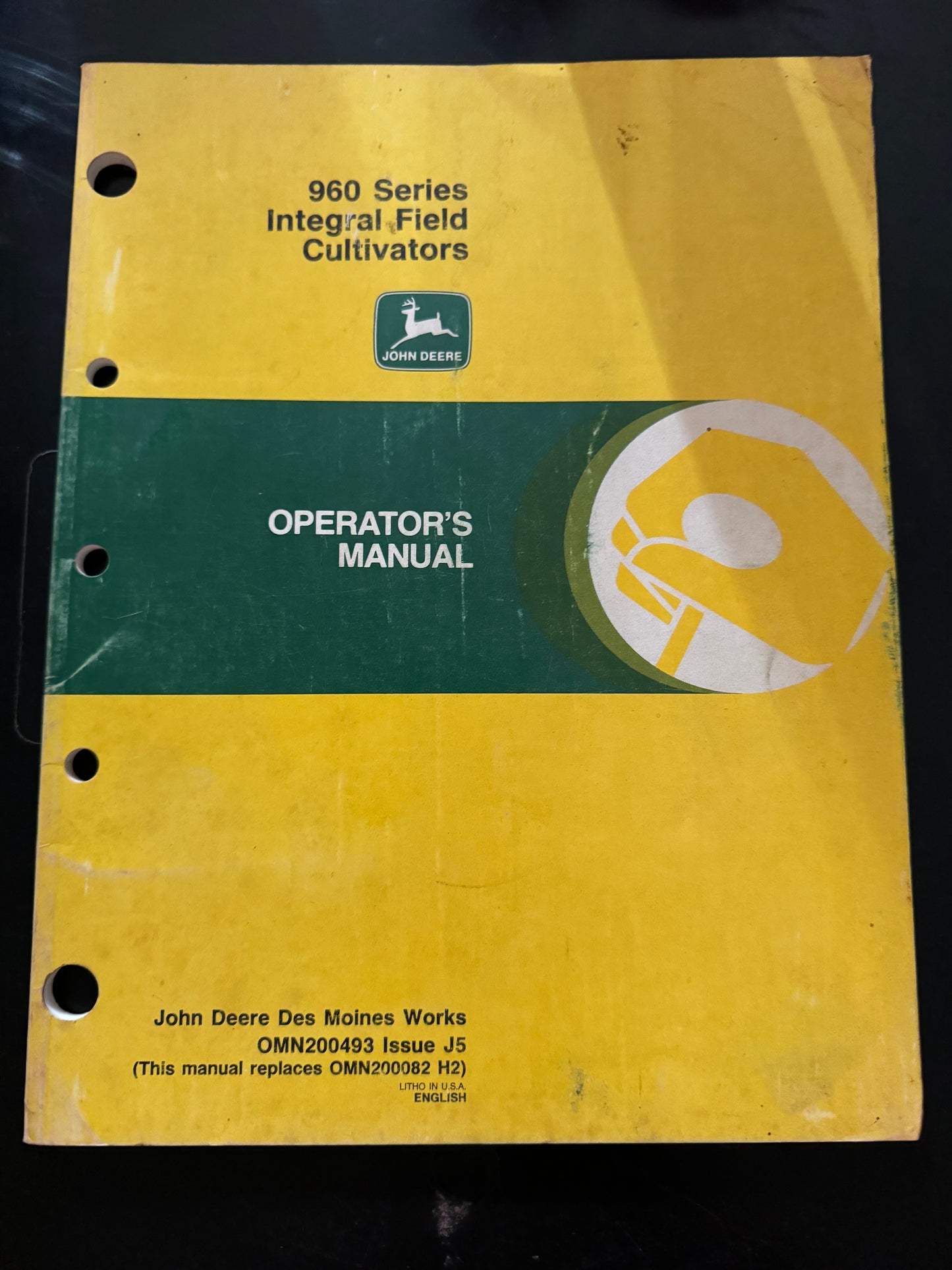 John Deere _ 960 Series Integral Field Cultivators _ Operator’s Manual OMN200493 Issue J5