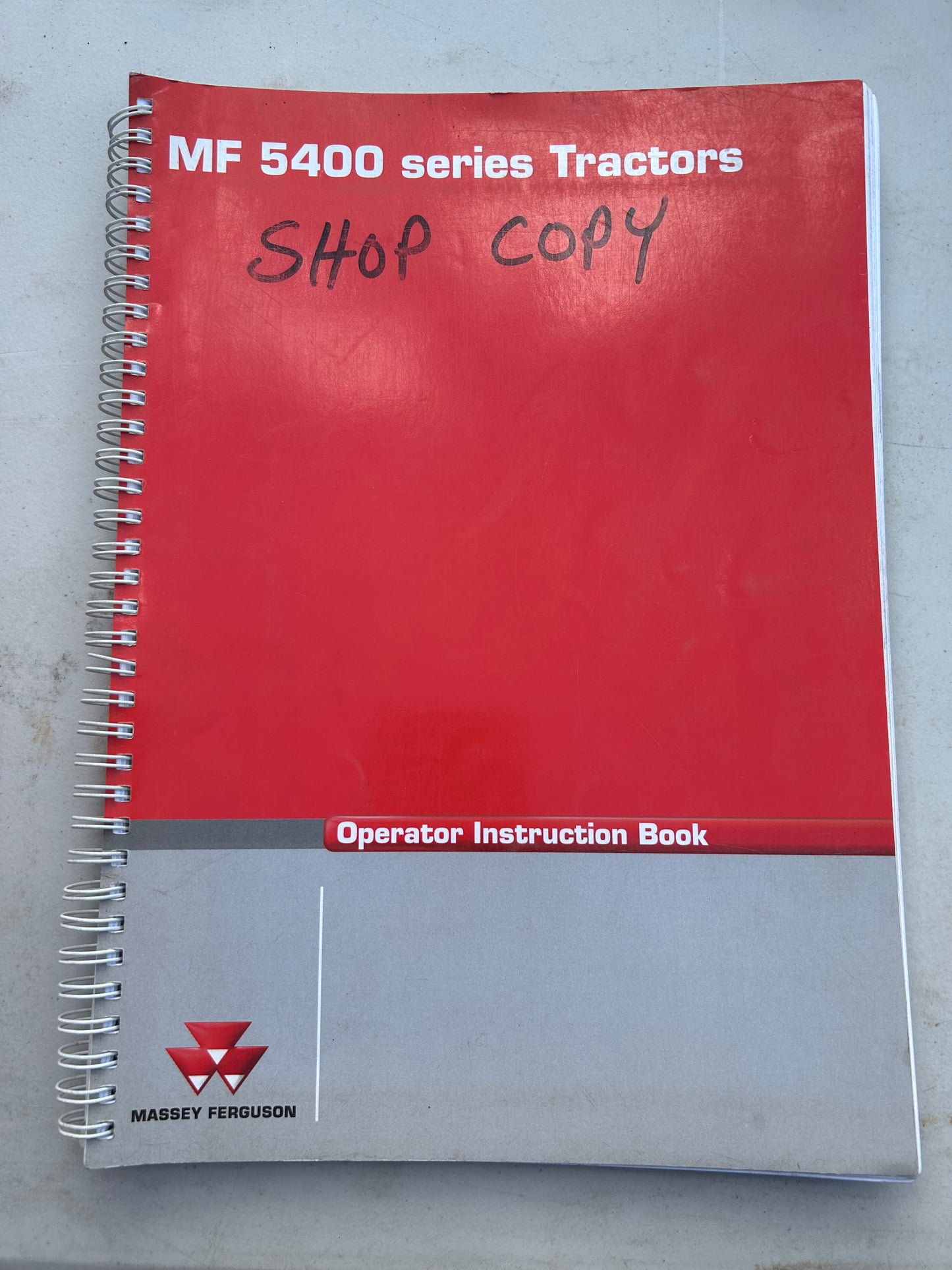 Massey Ferguson MF 5400 Series Tractors _ Operator Instruction Book