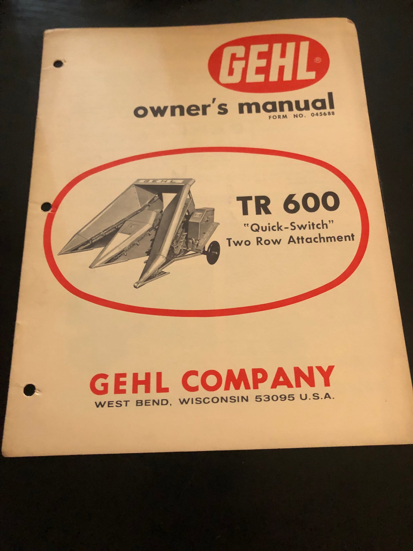 Gehl _ TR 600 “Quick Switch” Two Row Attachment _ Owner’s Manual