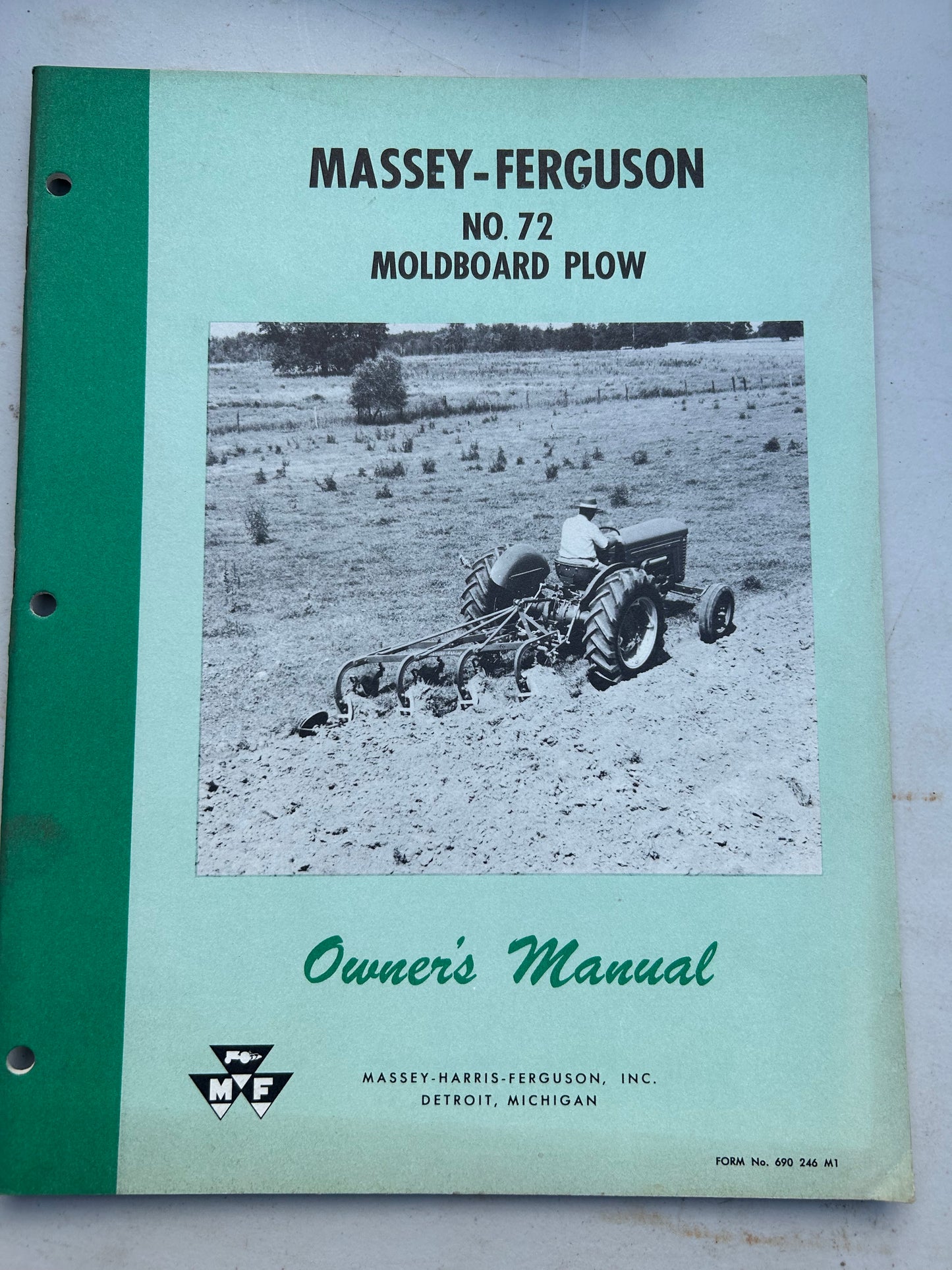 Massey Ferguson No 72 Moldboard Plow _ Owner’s Manual