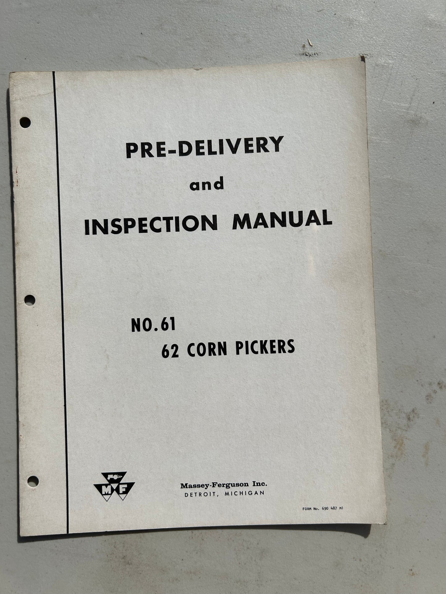 Massey Ferguson No 61 & 62 Corn Planters _ Pre-Delivery & Inspection Manual