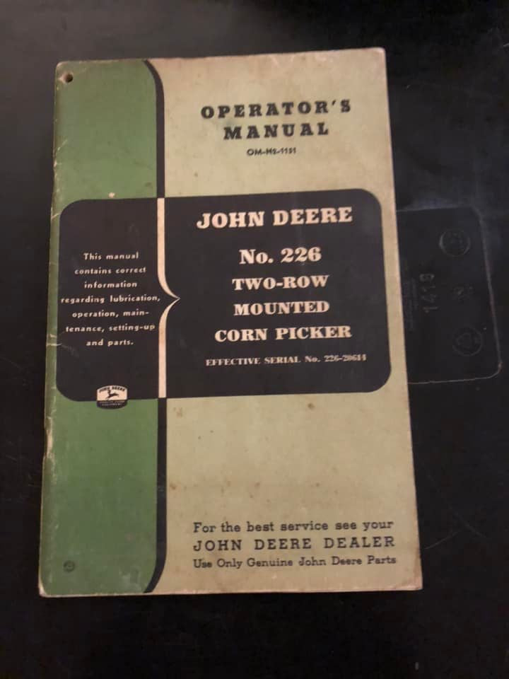 John Deere No 226 Two-Row Mounted Corn Picker  _ Operator’s Manual