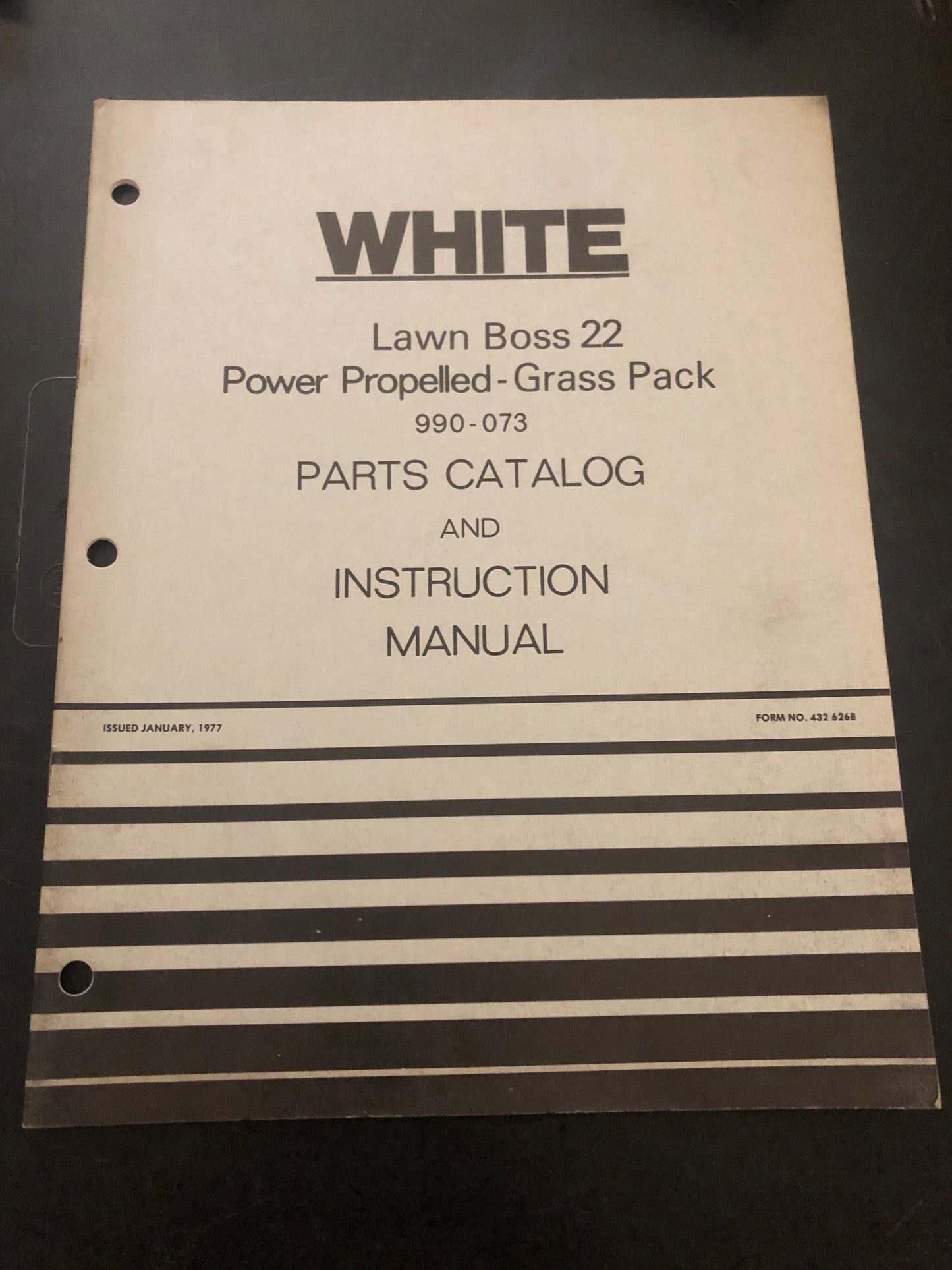 White _ Lawn Boss 22 - Power Propelled - Grass Pack _ Parts Catalog & Instruction Manual