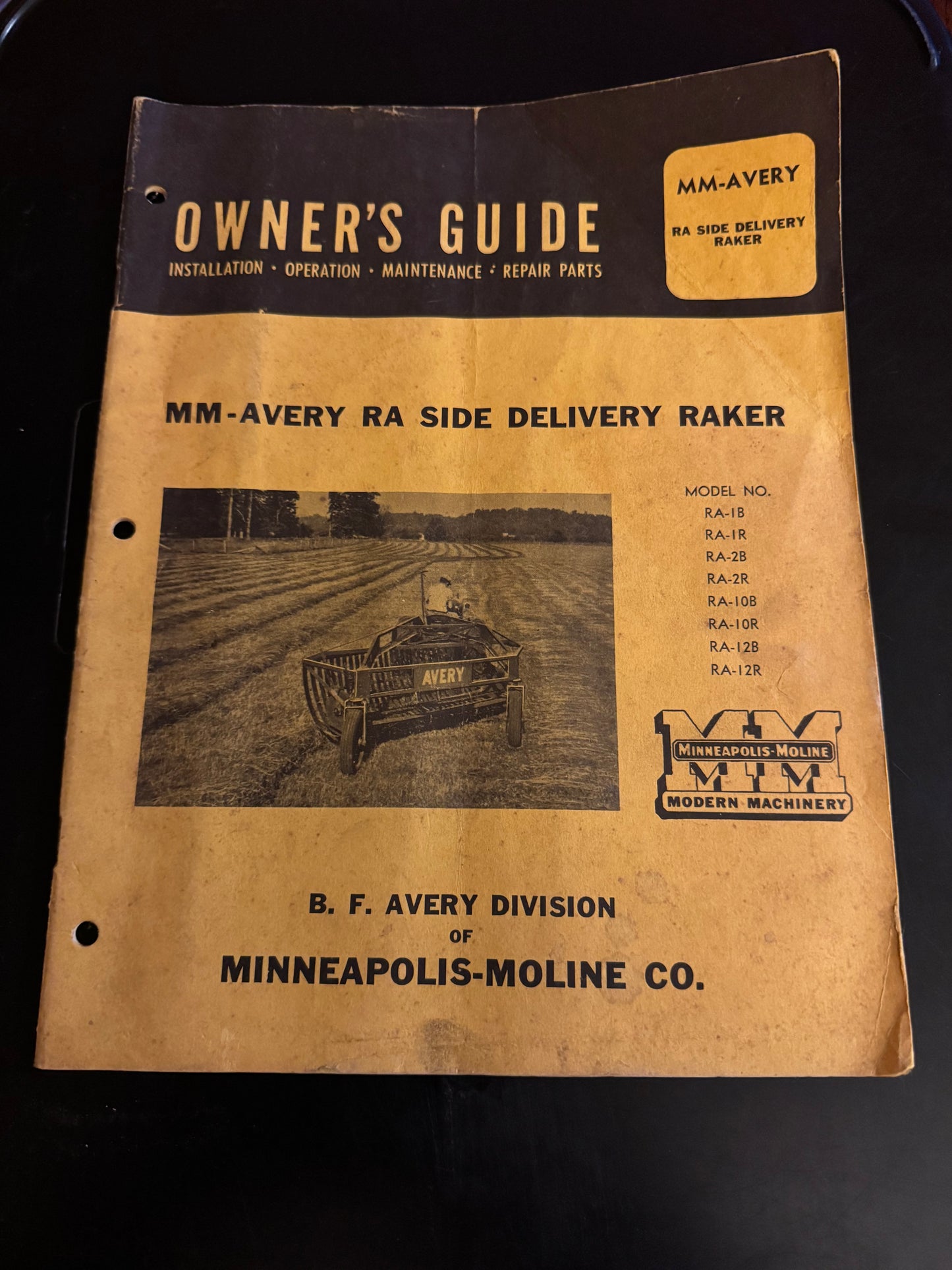 Minneapolis Moline _ MM-Avery RA Side Delivery Raker _ Owner’s Guide