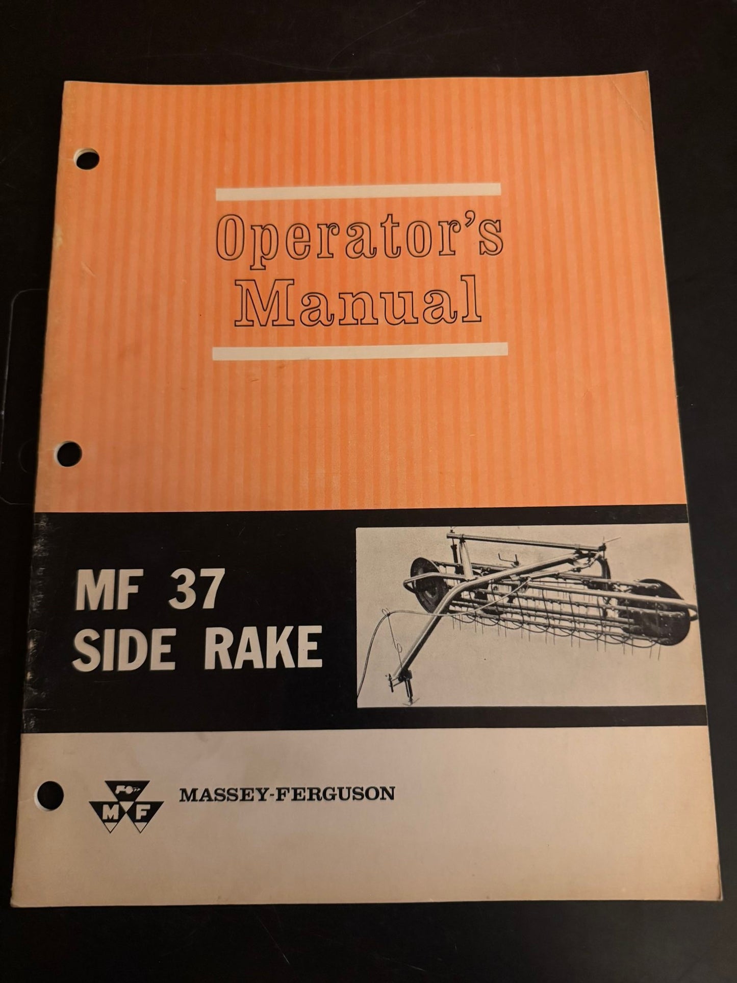 Massey Ferguson _ MF 37 Side Rake _ Operator’s Manual