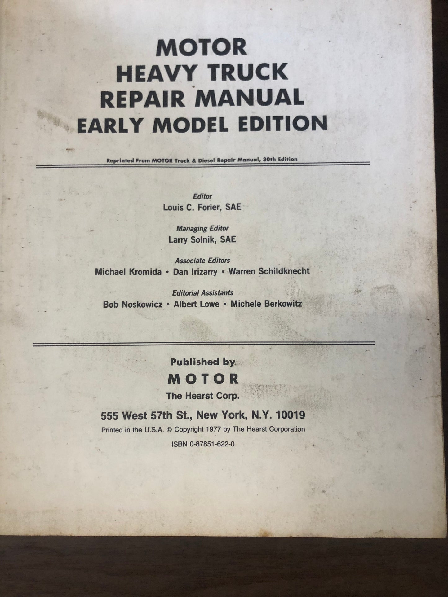 Motor _ Heavy Truck 1966-77 models _ Repair Manual