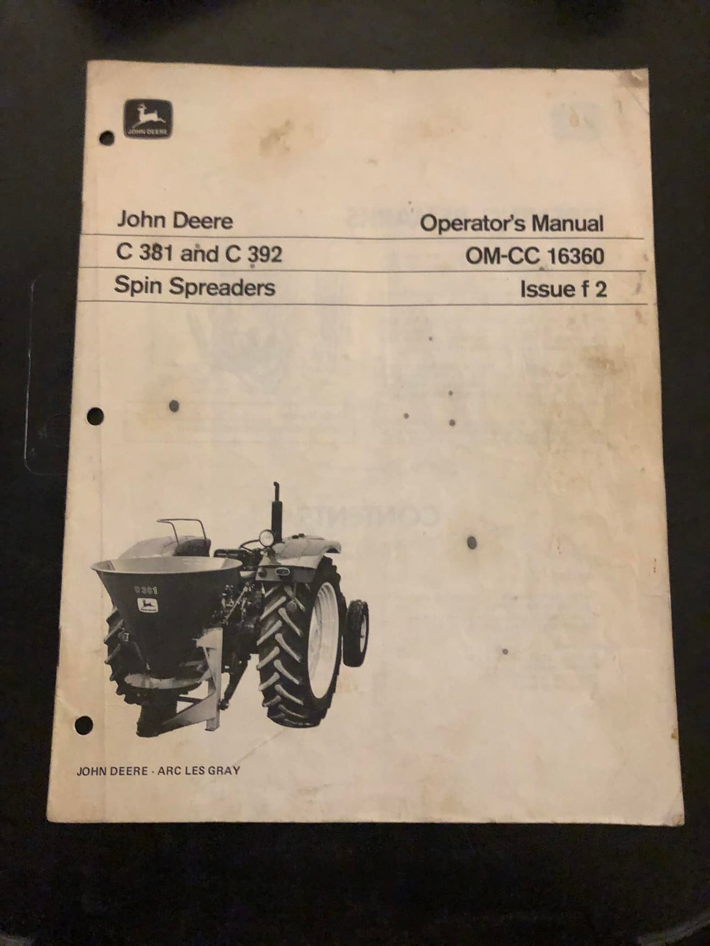 John Deere _ C 381 & C 392 Spin Spreaders _ Operator's Manual OM-CC16360 F2