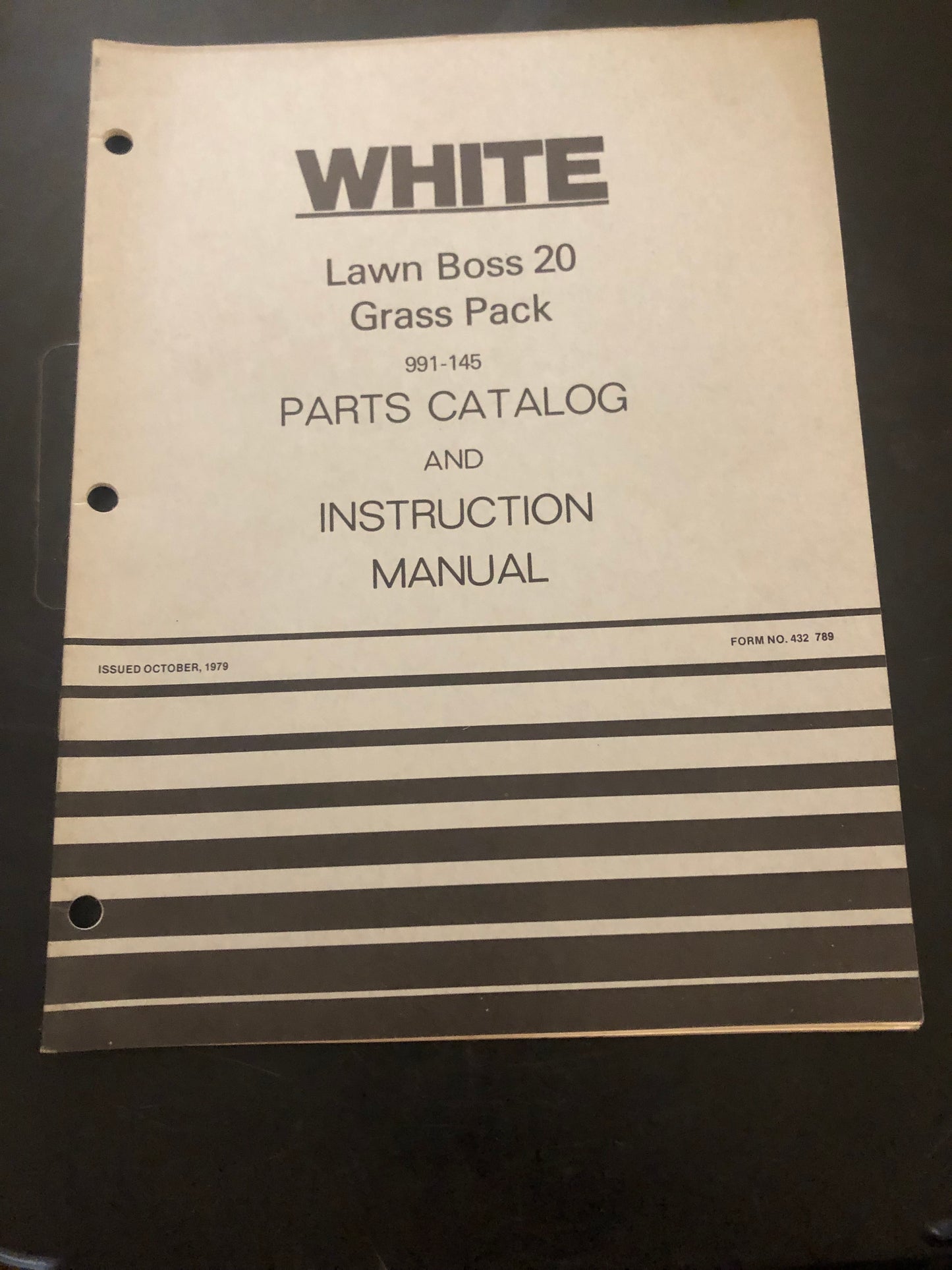 White _ lawn boss 20 Grass Pack _ Parts Catalog & Instruction Manual