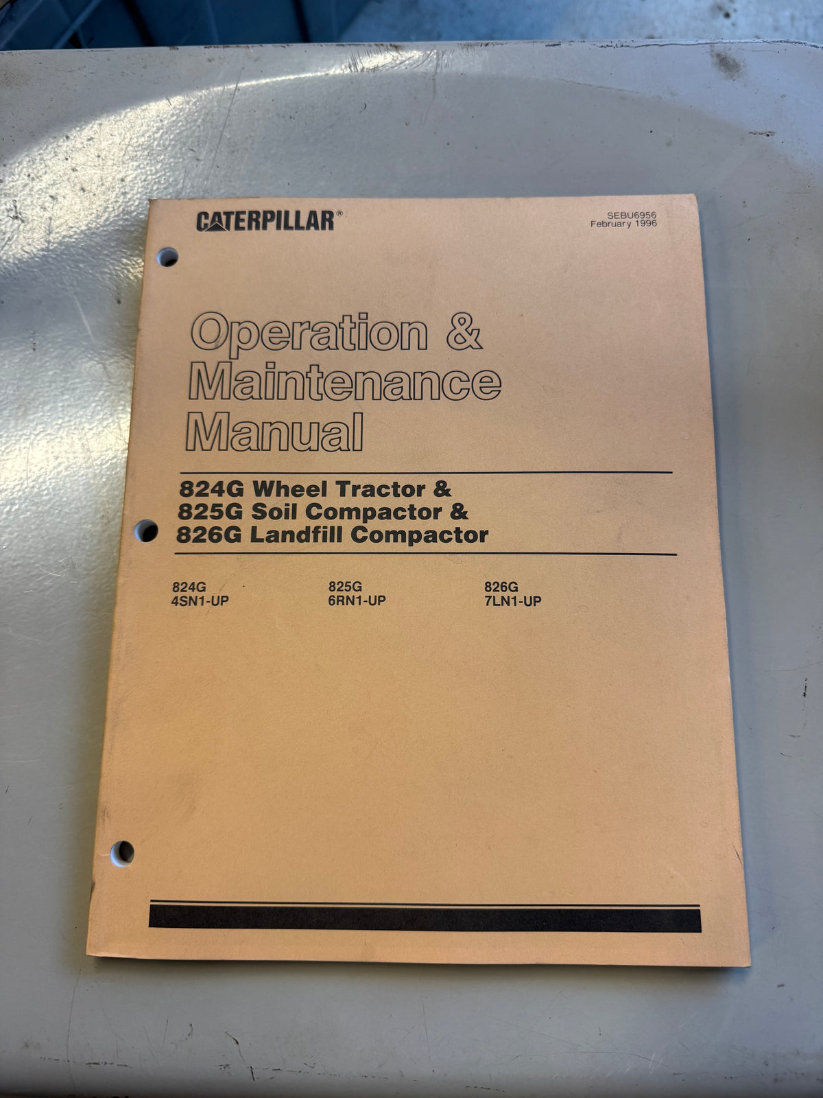 Caterpillar _ 824G Wheel Tractor 825G Soil & 826G Landfill Compactor _ Operation & Maintenance Manual