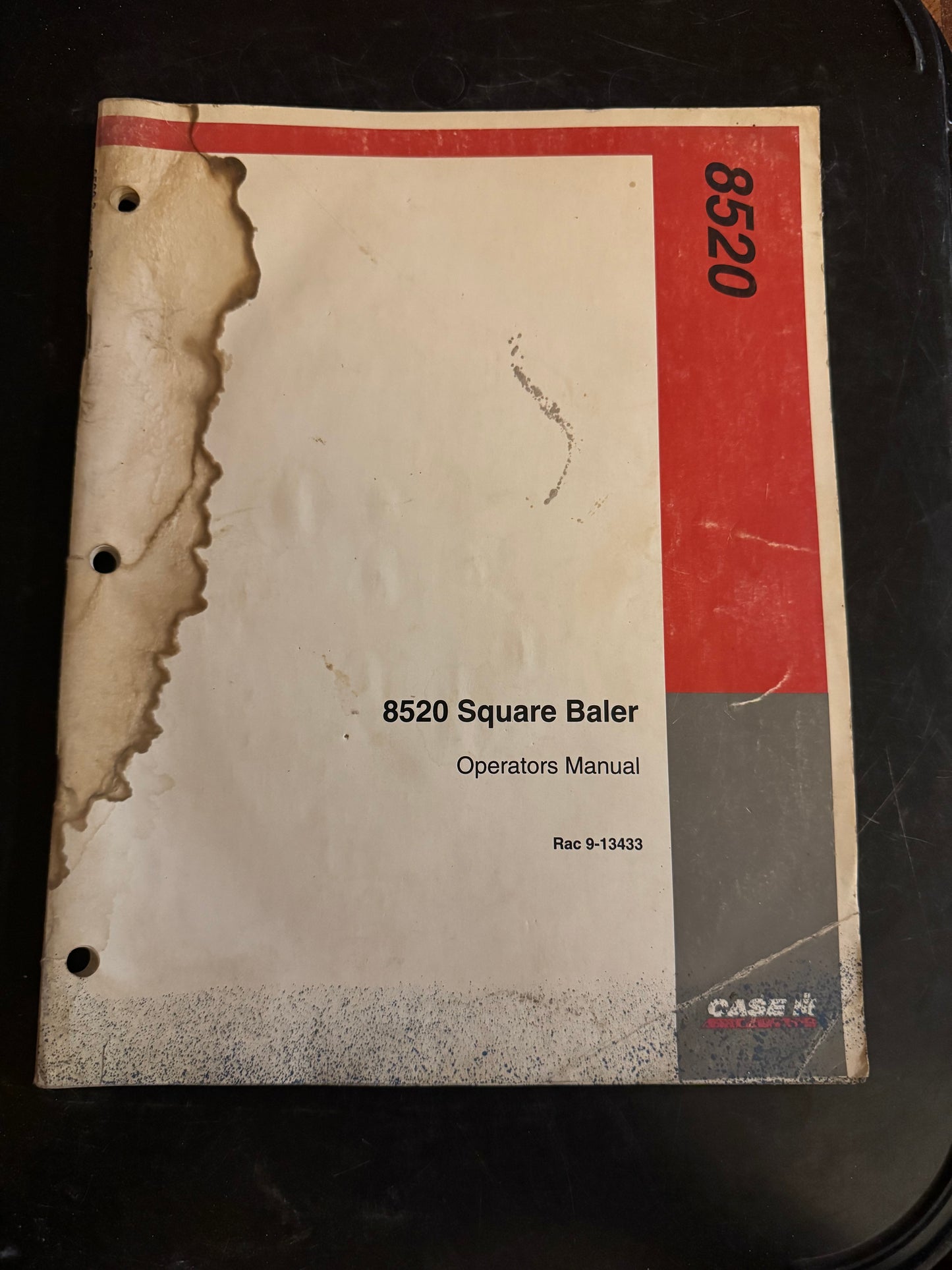 Case IH _ 8520 Square Baler _ Operator’s Manual