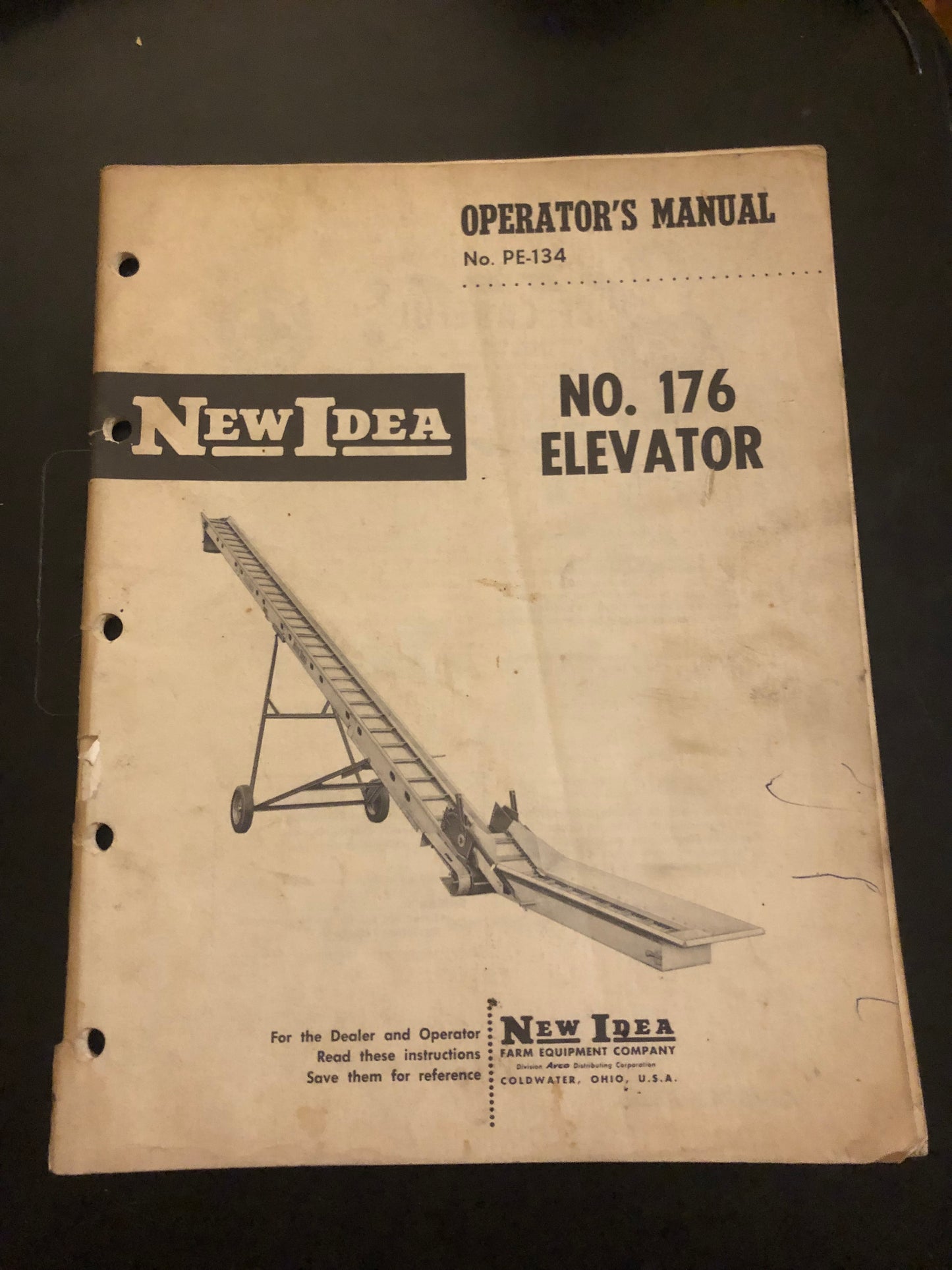 New Idea _ no 176 Elevator _ Operator’s Manual